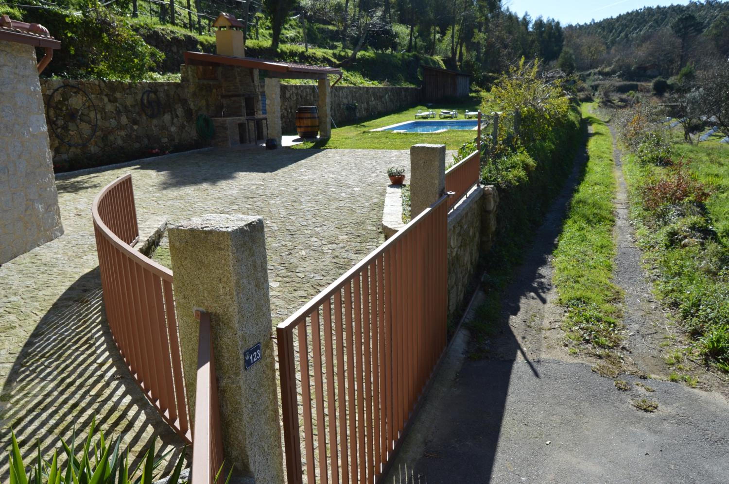 Casa do Ribeiro view 5