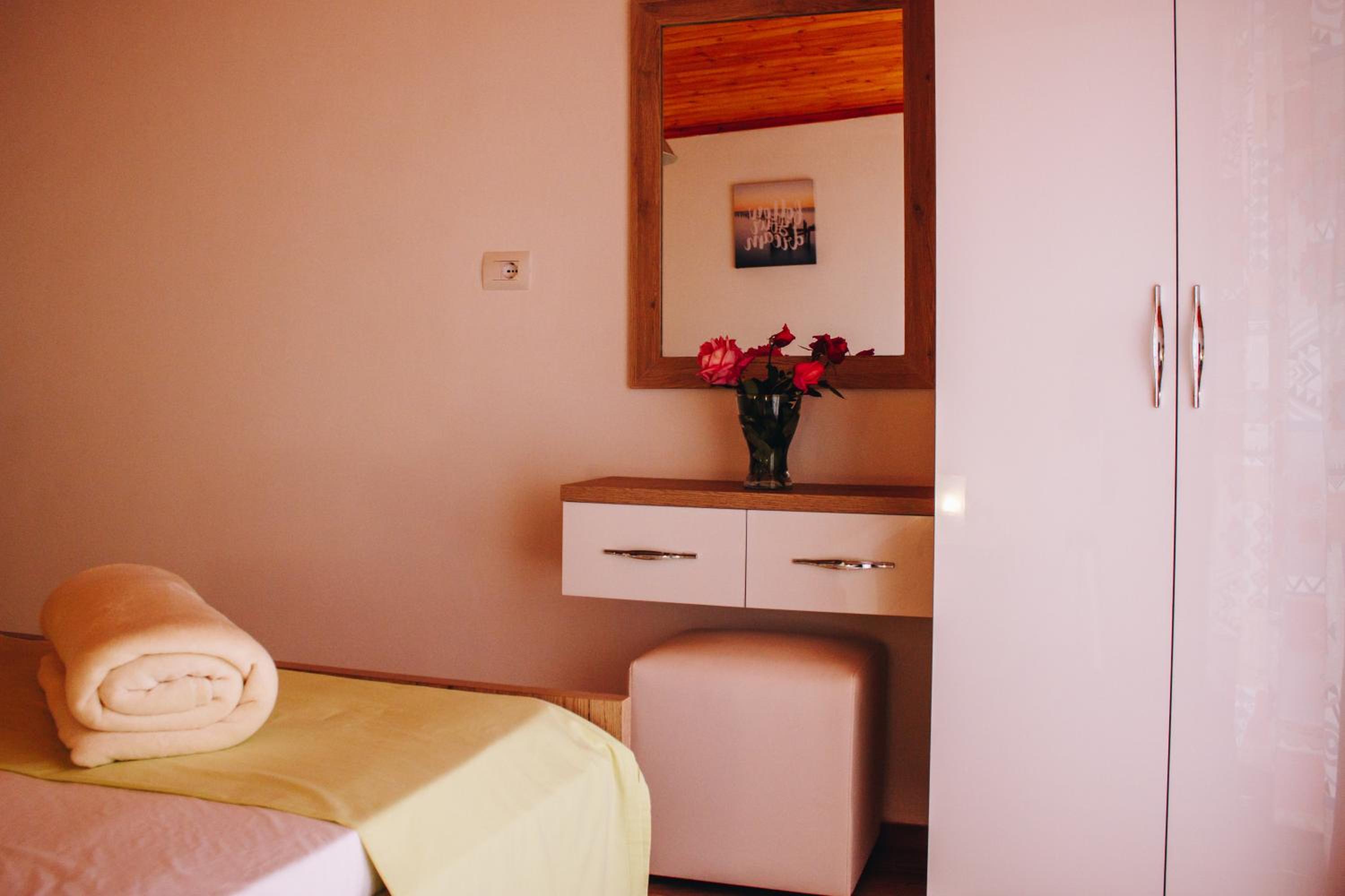 Elti Apartment