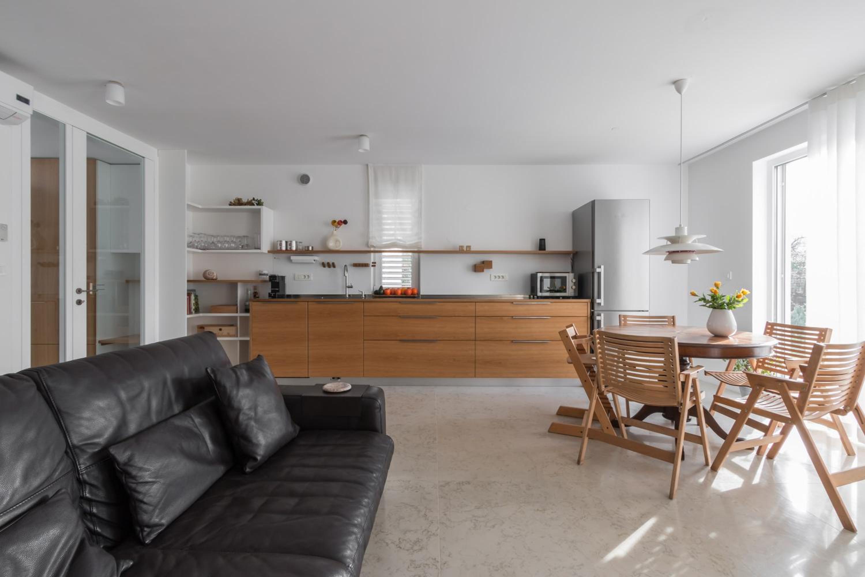 Hotel Apartment Beta - Image 1