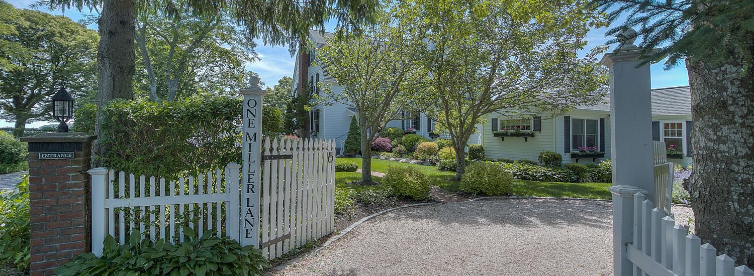 Harbor Knoll Bed and Breakfast