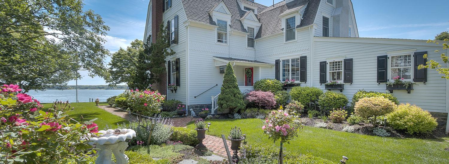 Harbor Knoll Bed and Breakfast