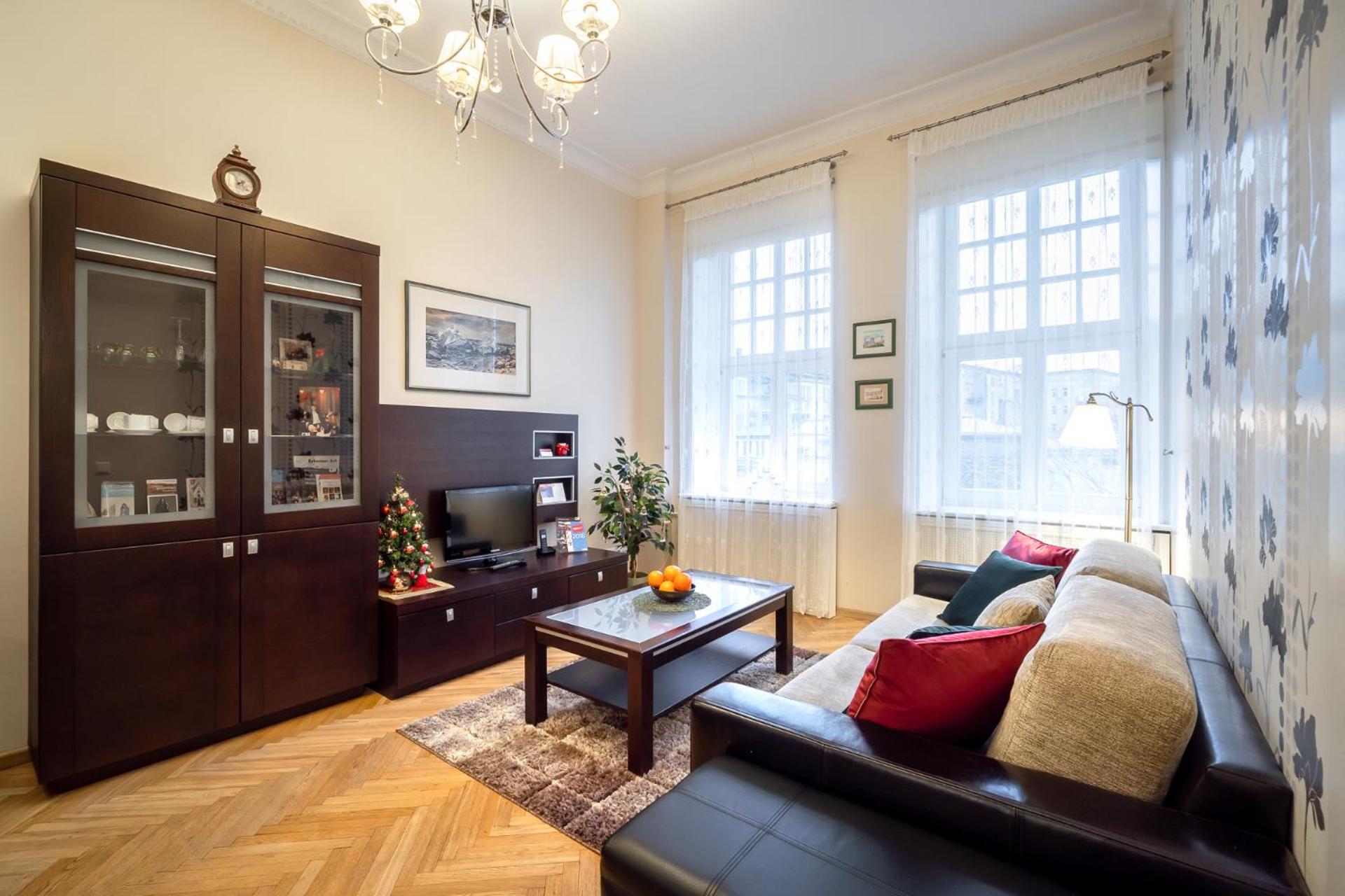 Classic Apartments in Old Town