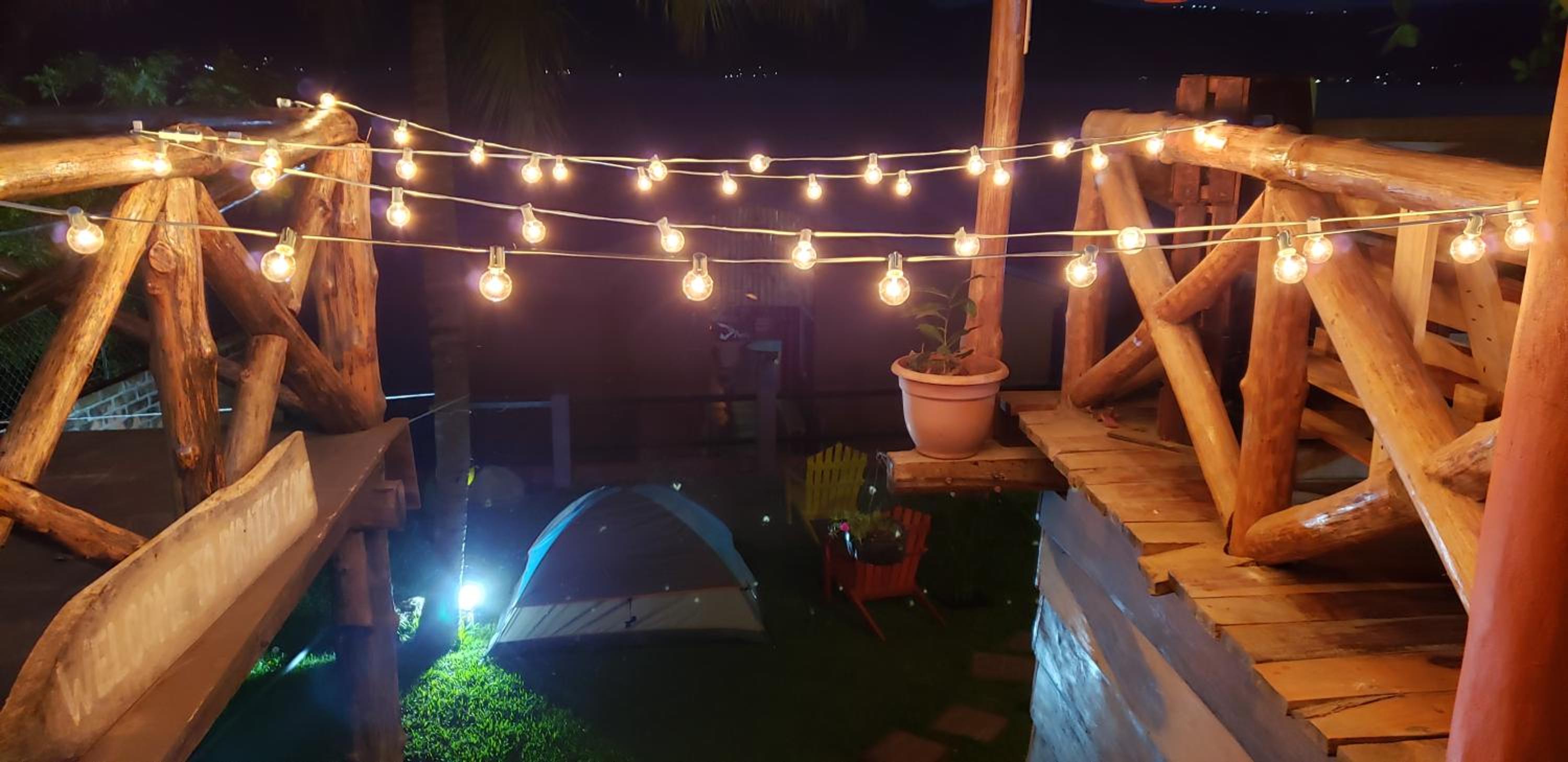 Captain Morgan Hostel Lake Coatepeque