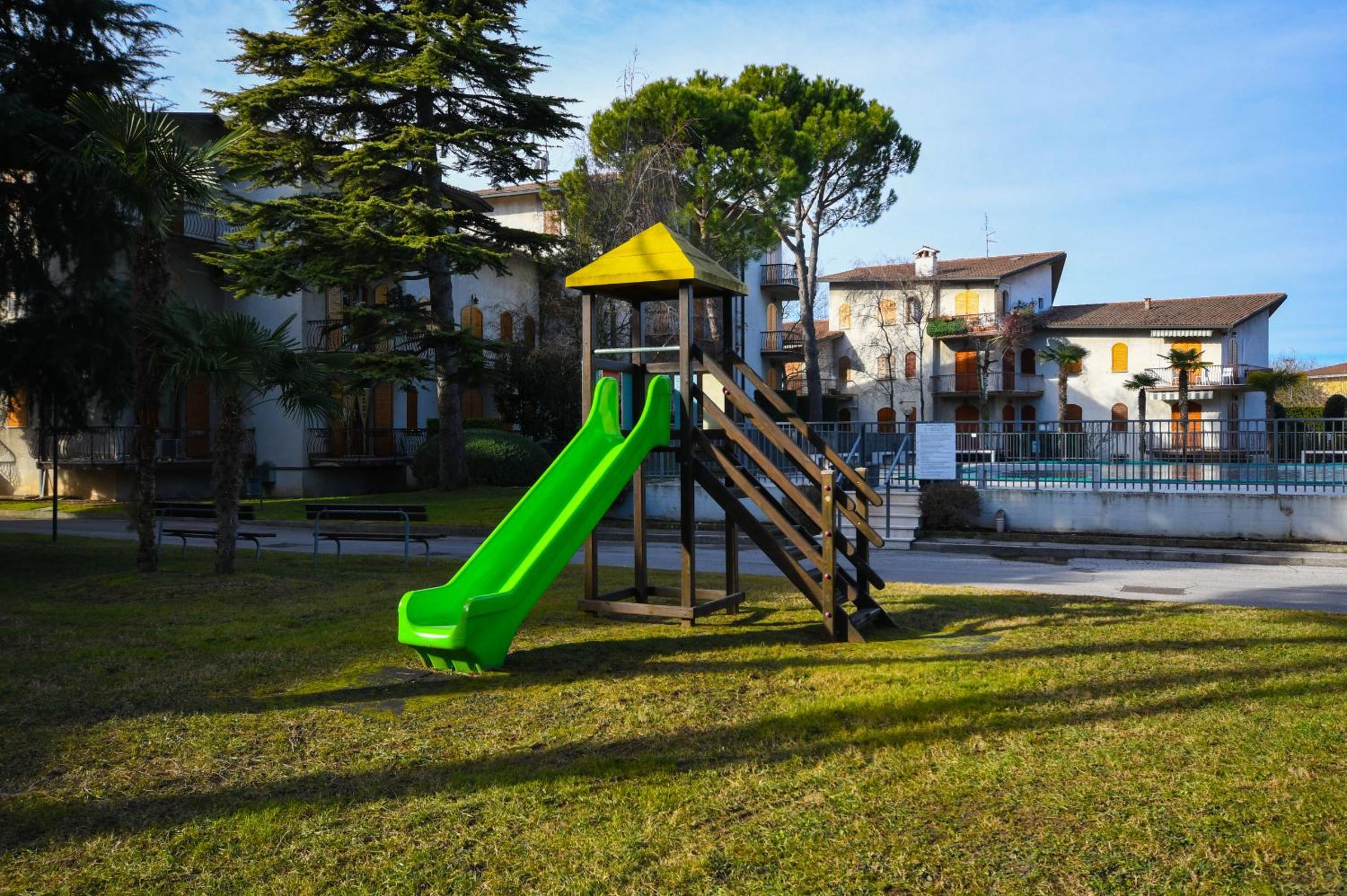 My Garda Holiday Home Peschiera 1 view 5