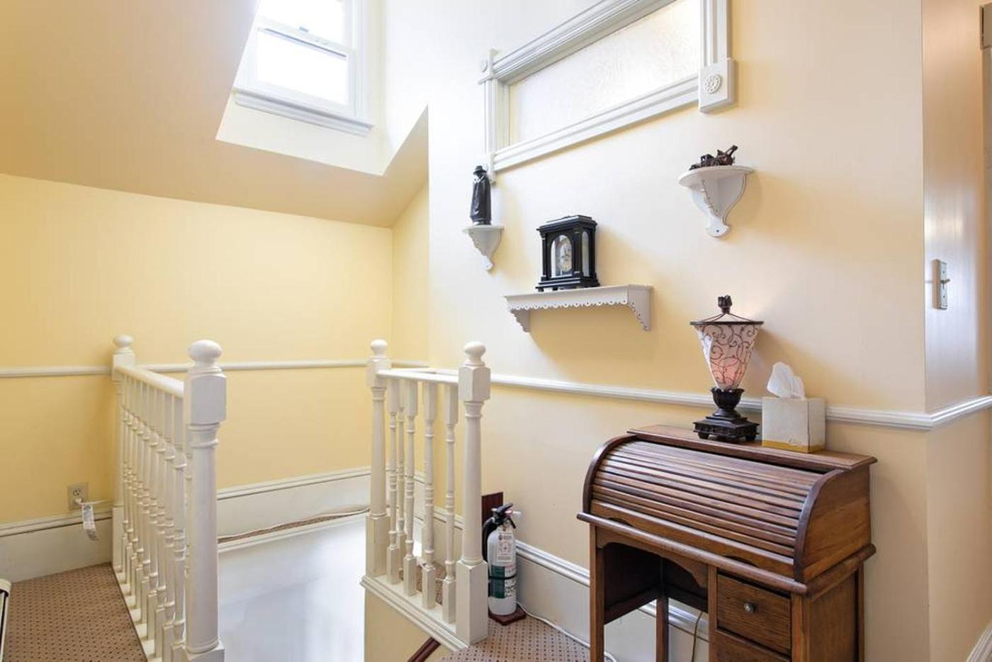 Rose Street Bed & Breakfast