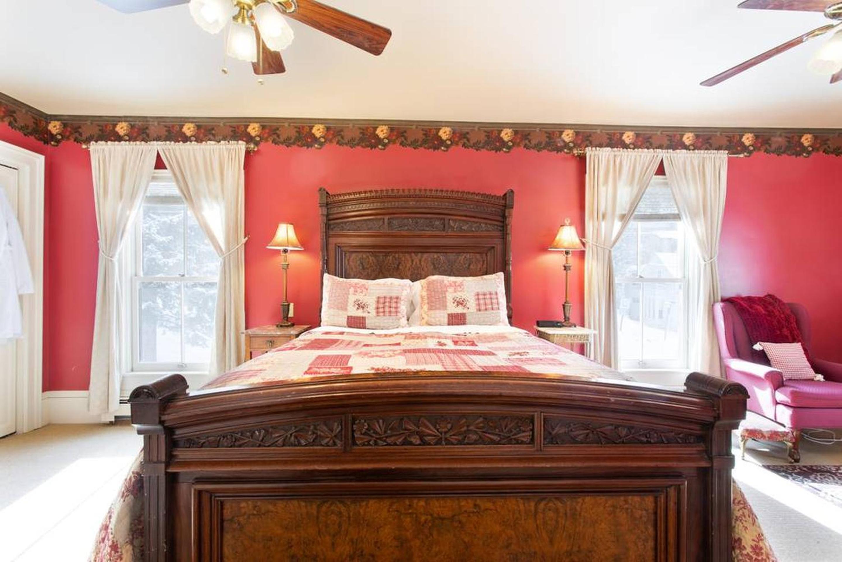 Rose Street Bed & Breakfast