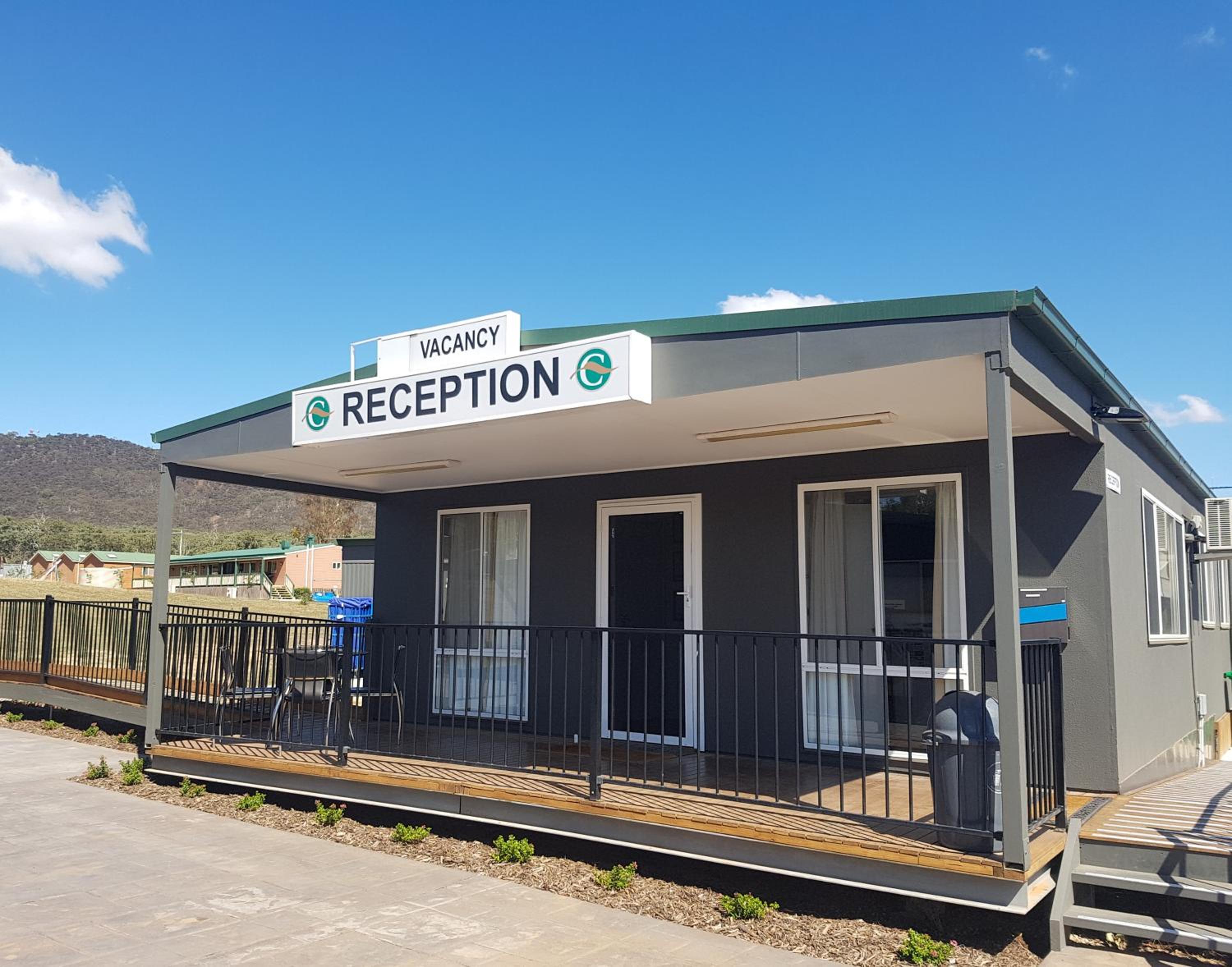 Canberra Carotel Motel
