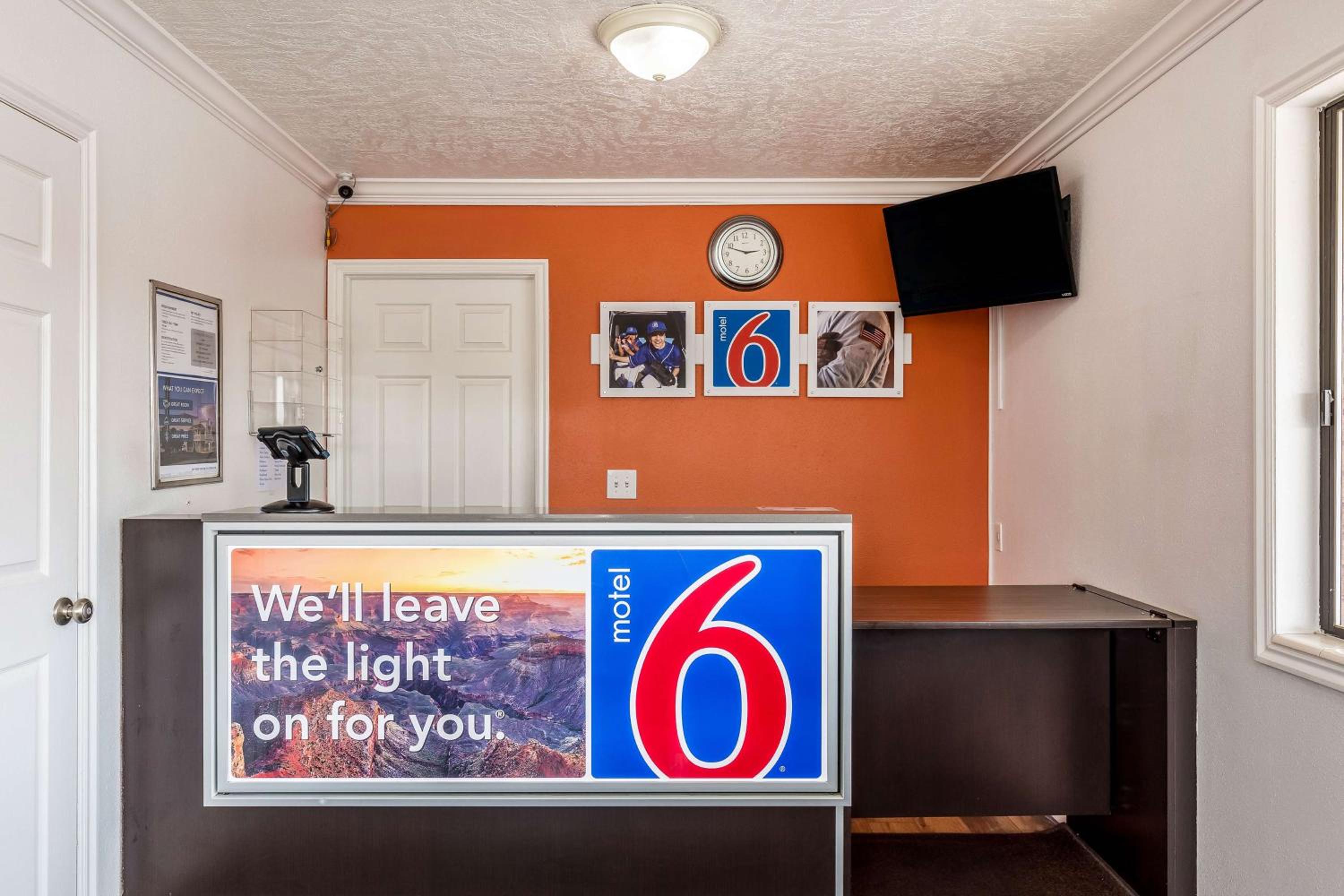 Motel 6-Tremonton, UT - Property Image 7