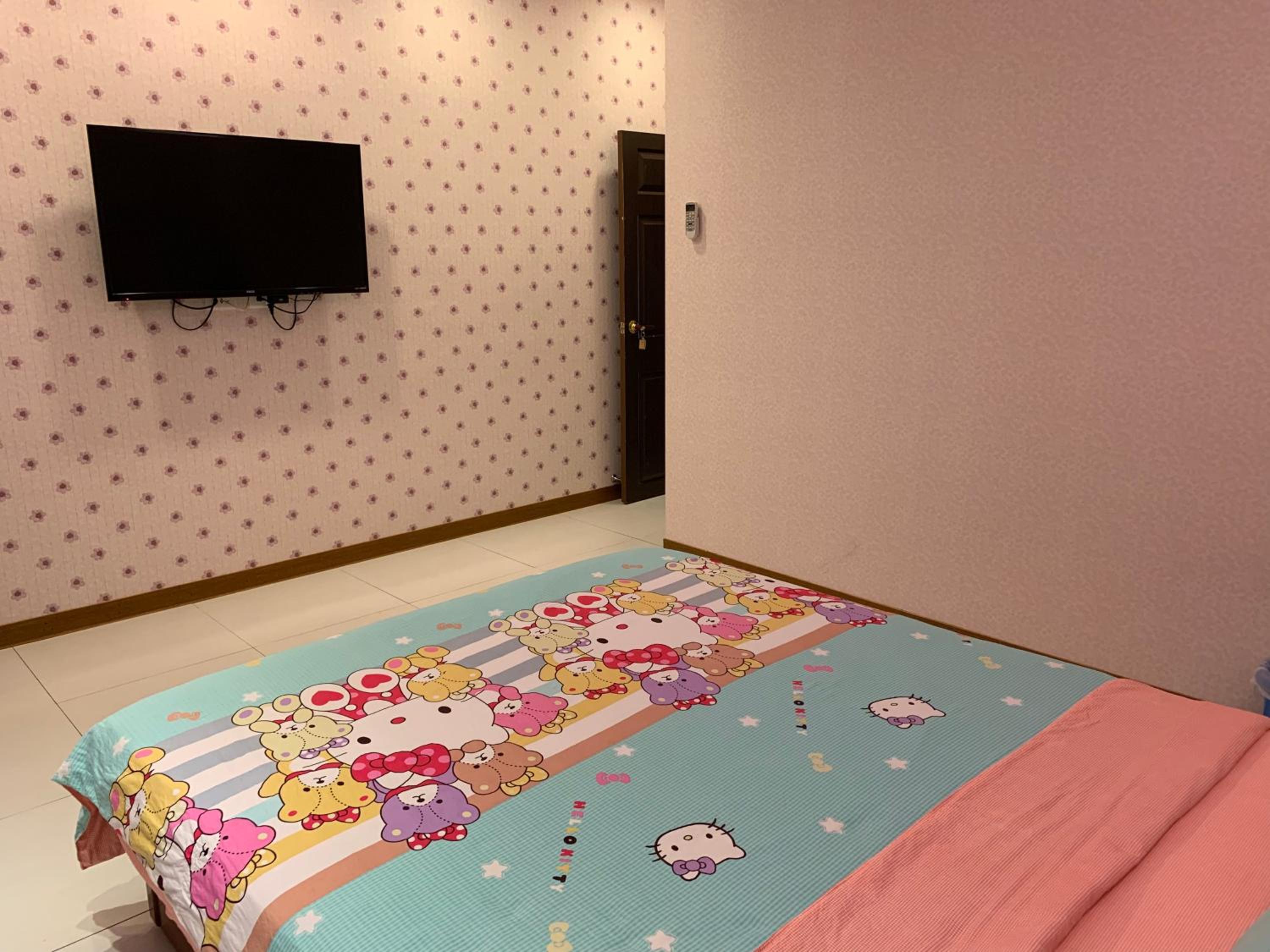 Photo 6