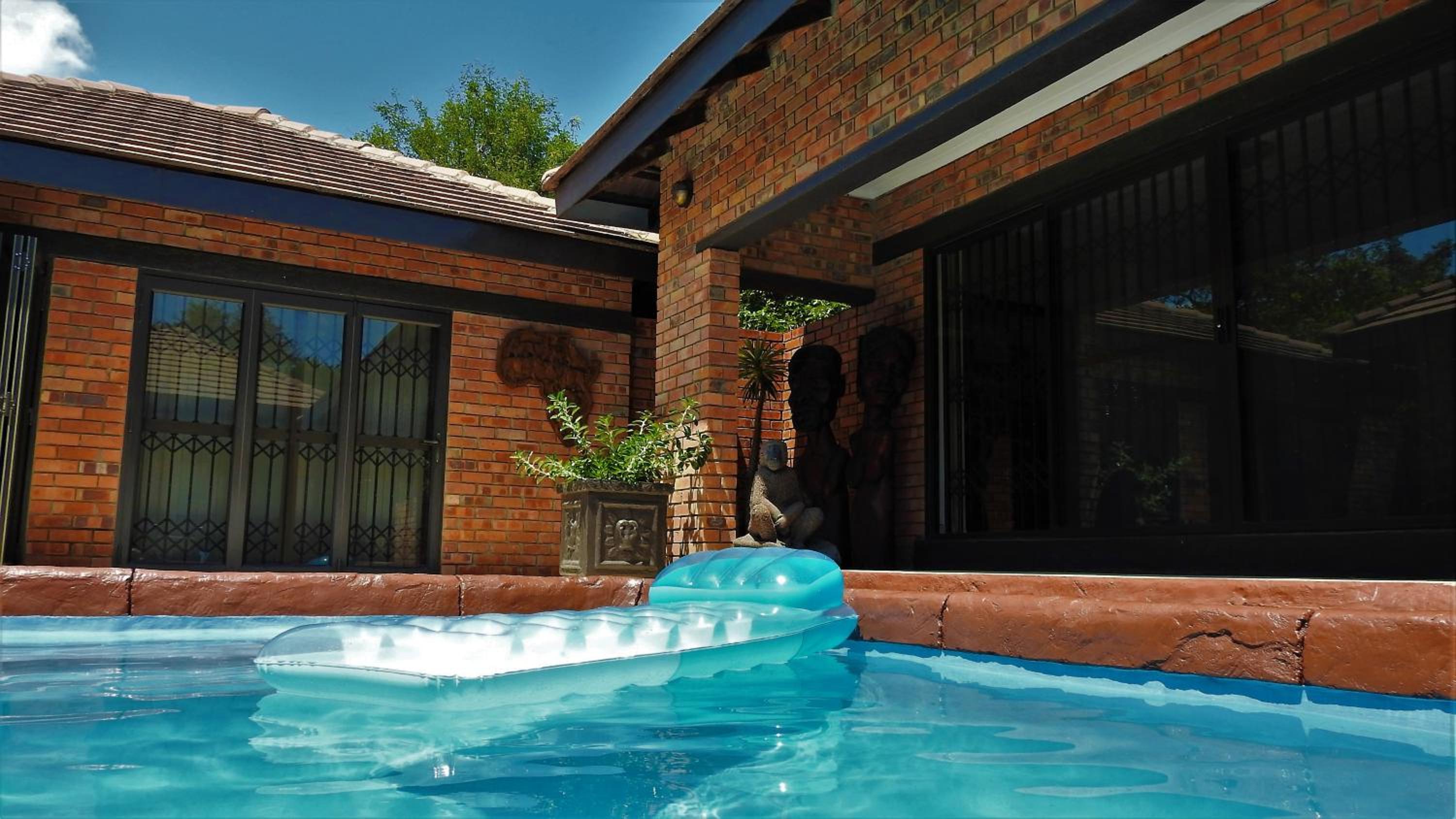 Ubuntu Bed and Breakfast view 2