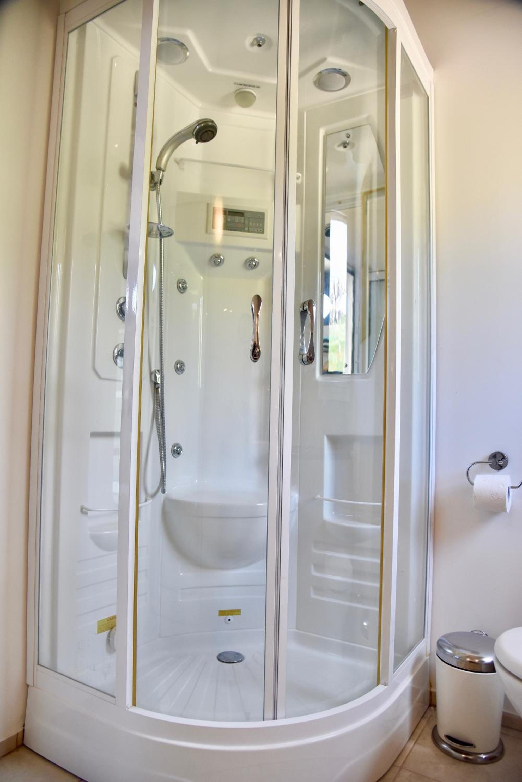 VILLA CATALEYA Fig Tree Bay Protaras Town Center