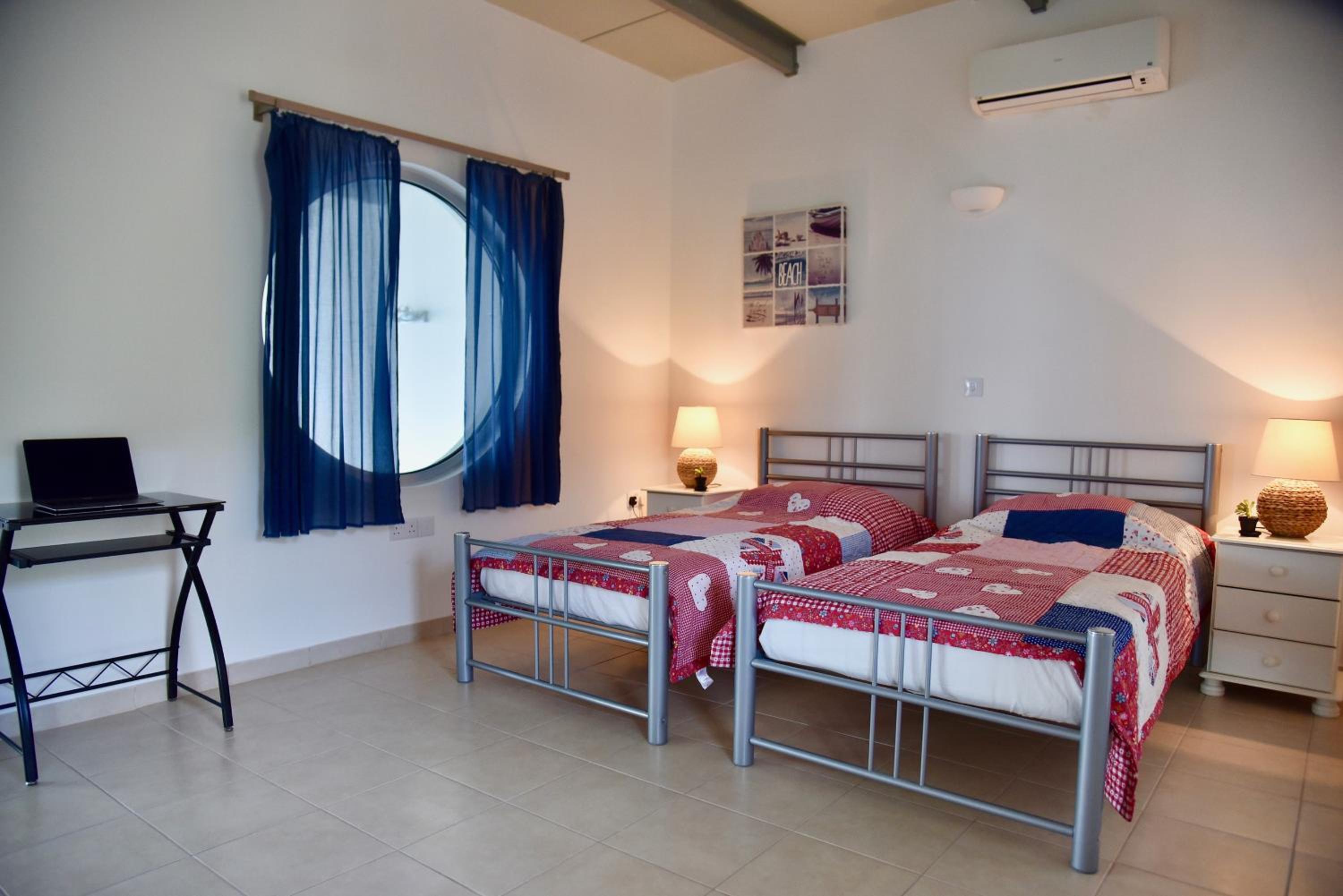 VILLA CATALEYA Fig Tree Bay Protaras Town Center