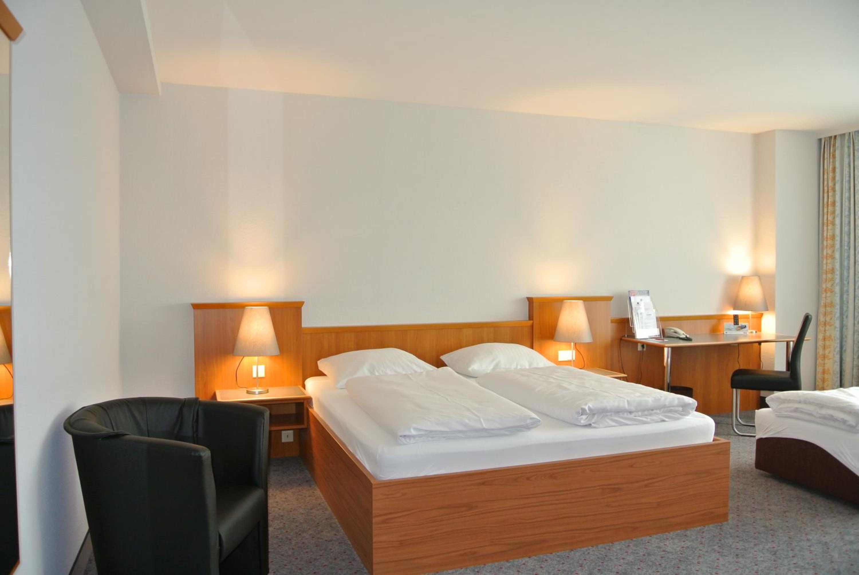 City Hotel Suhl - Property Image 38