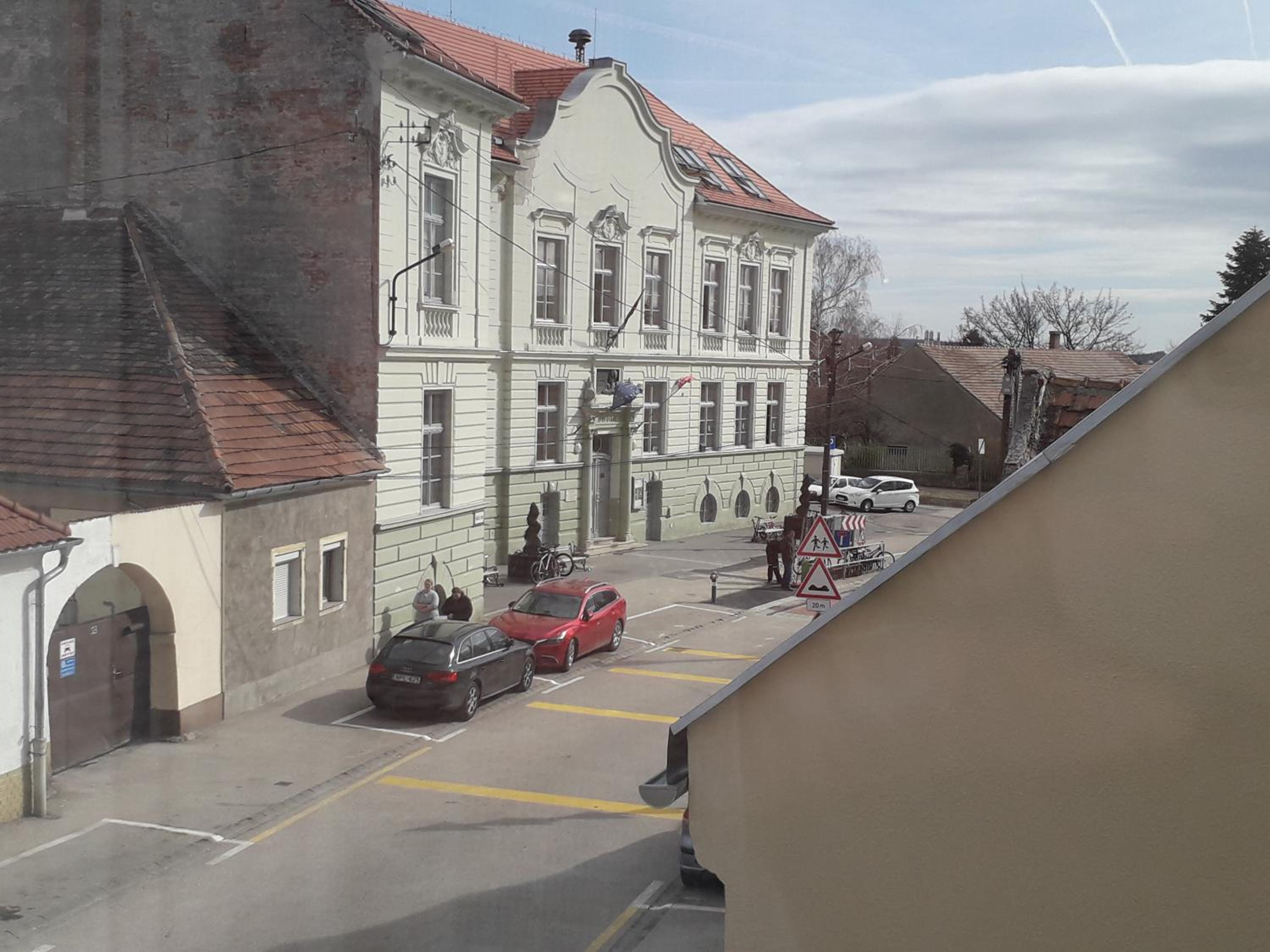 Hello Apartmanház