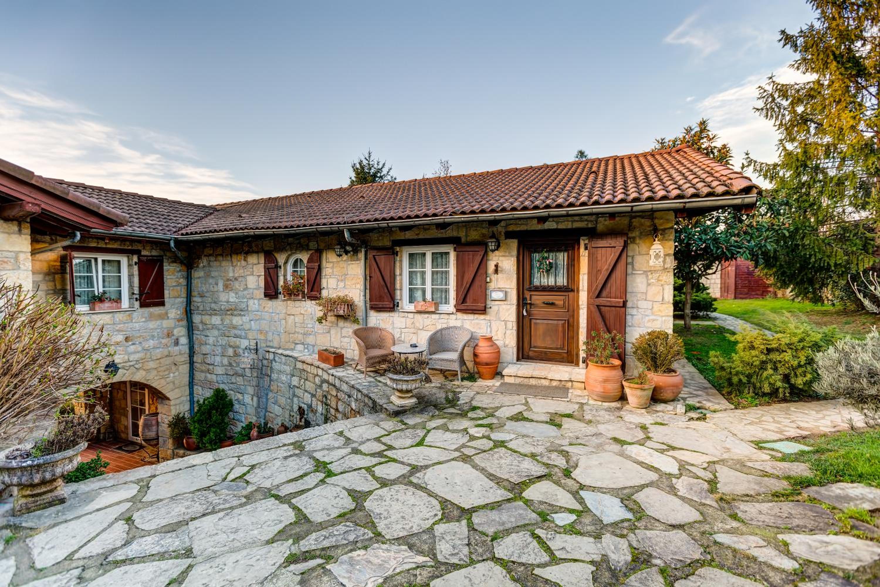 Hotel Casa Lavanda Boutique Hotel - Image 1