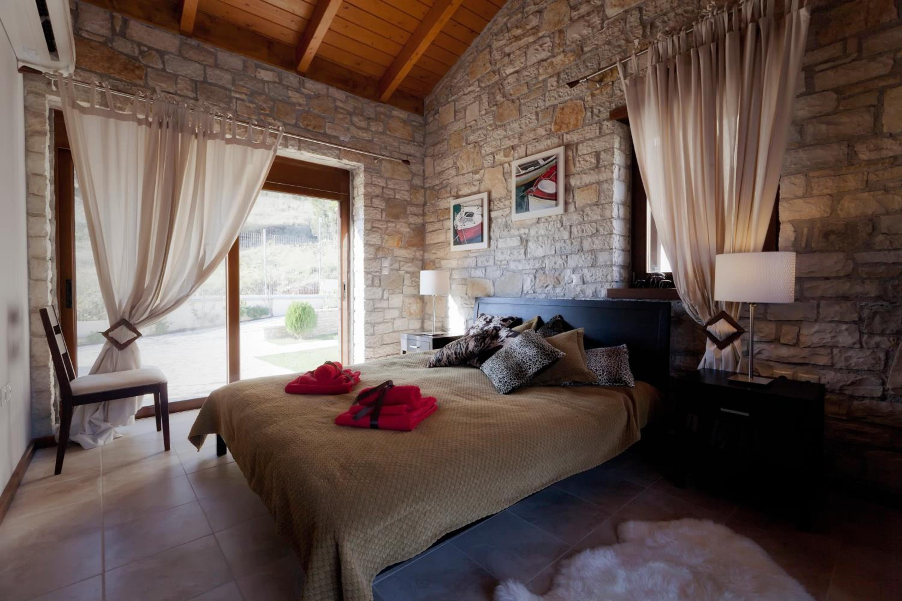 Parathalasso Villas