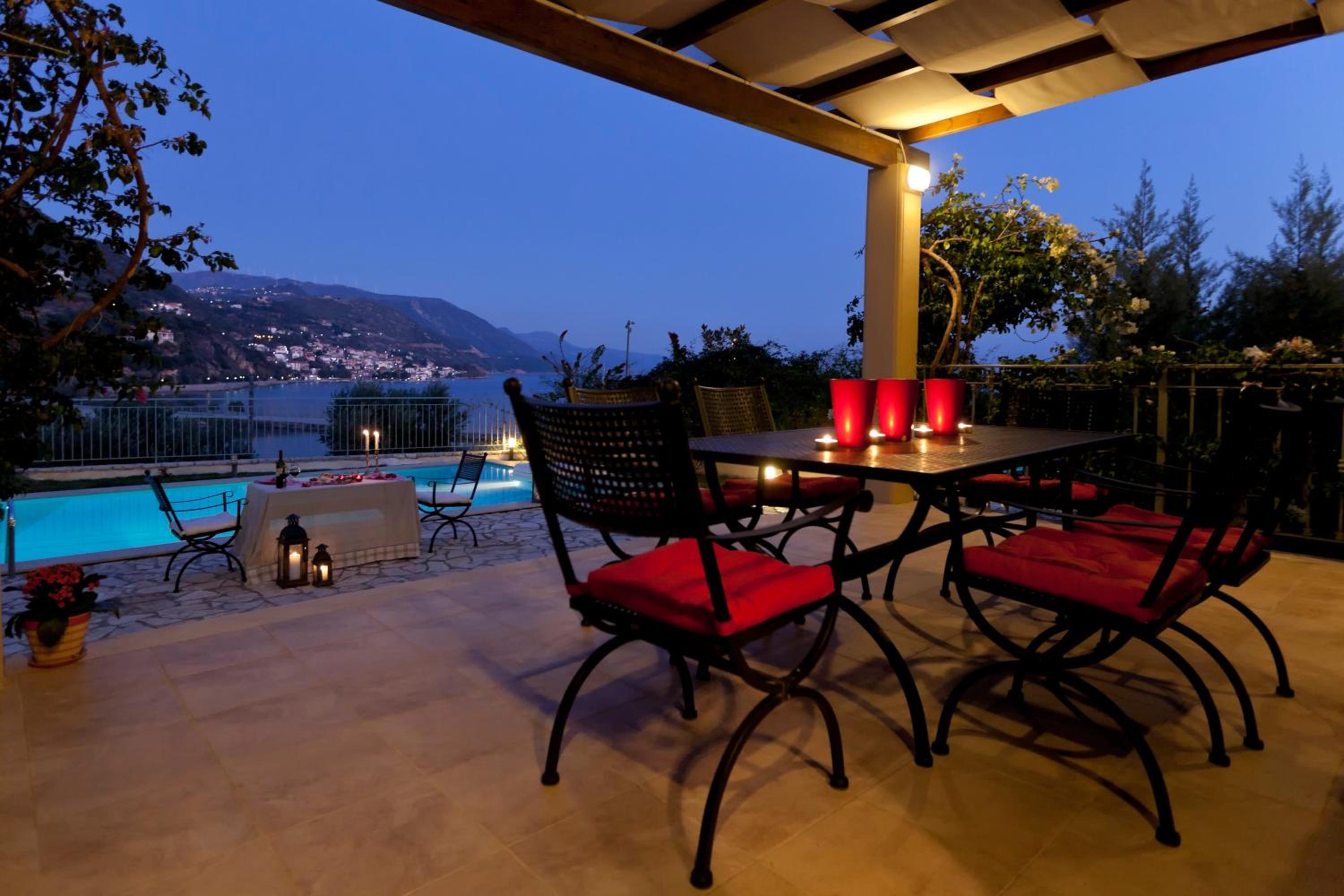 Parathalasso Villas