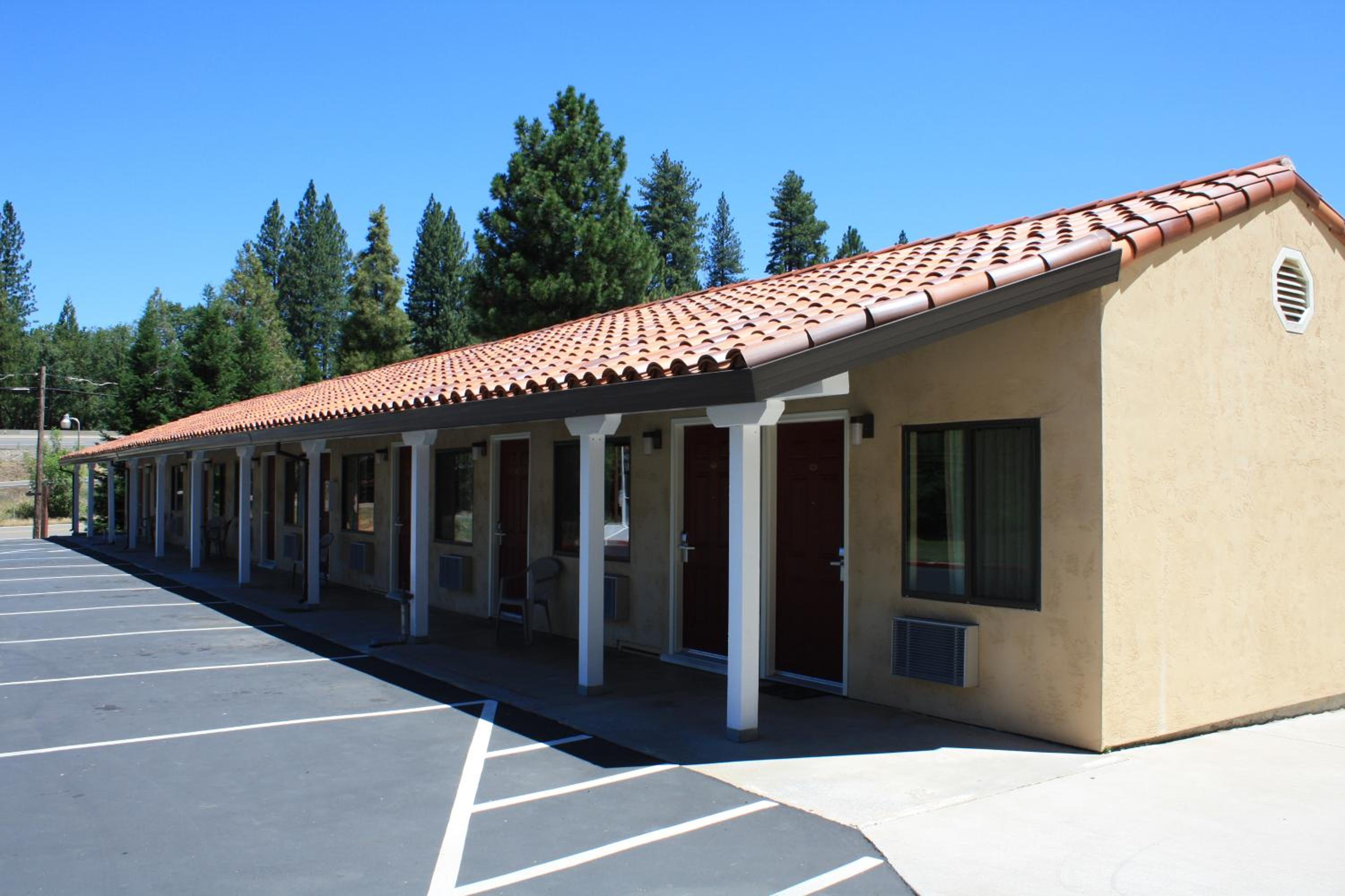 Gold Trail Motor Lodge