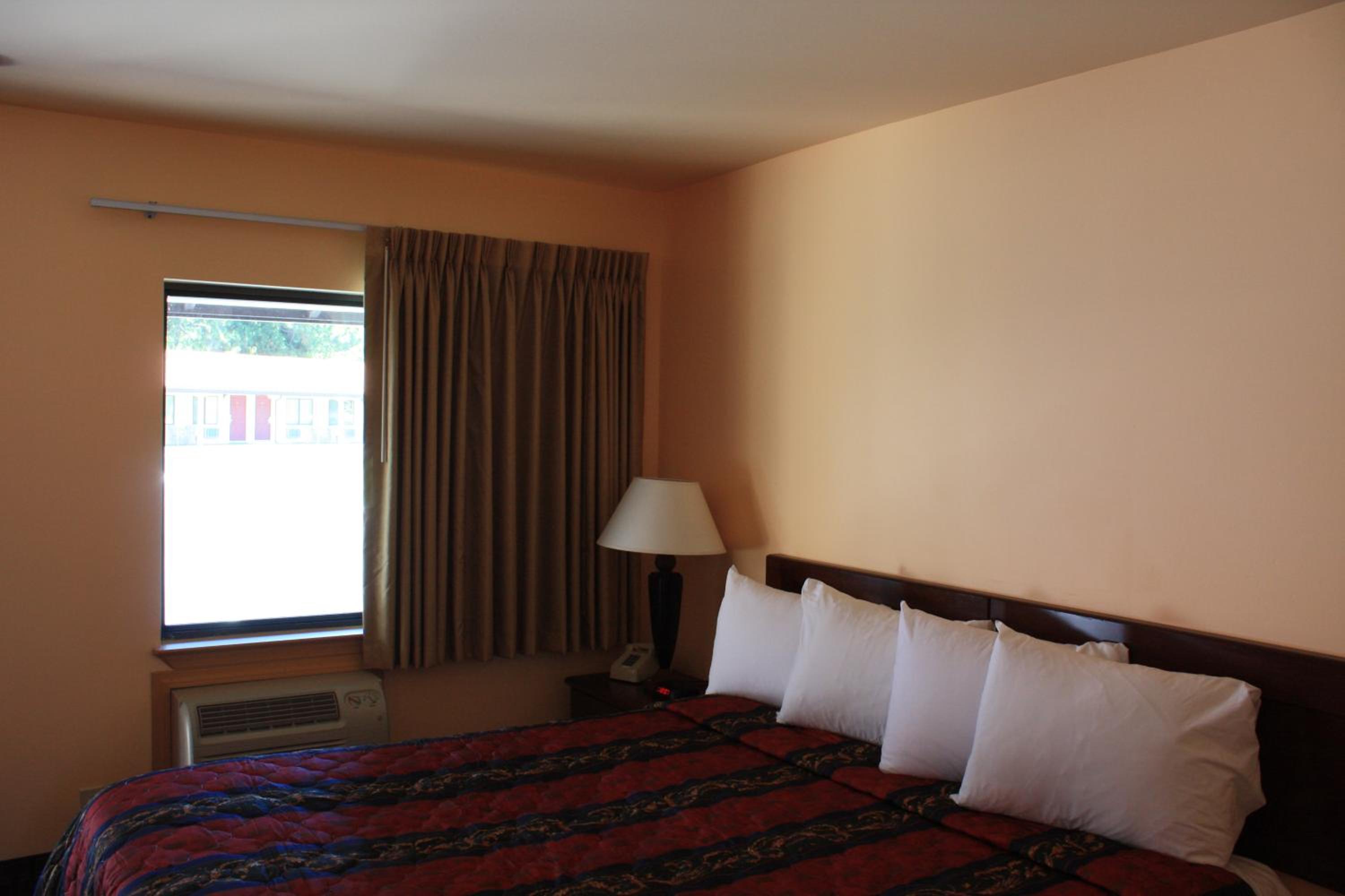 Gold Trail Motor Lodge