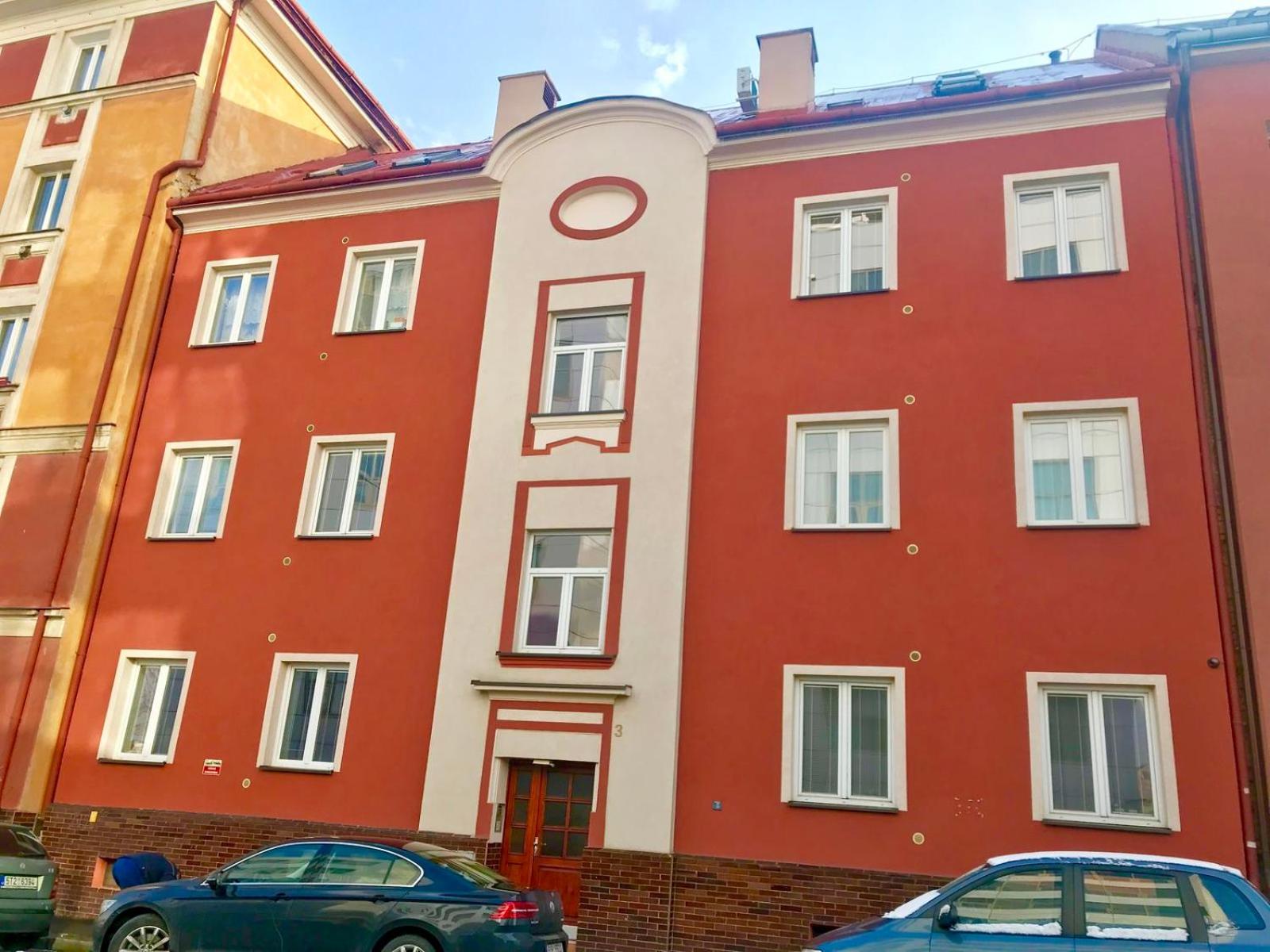 SATYS Apartments