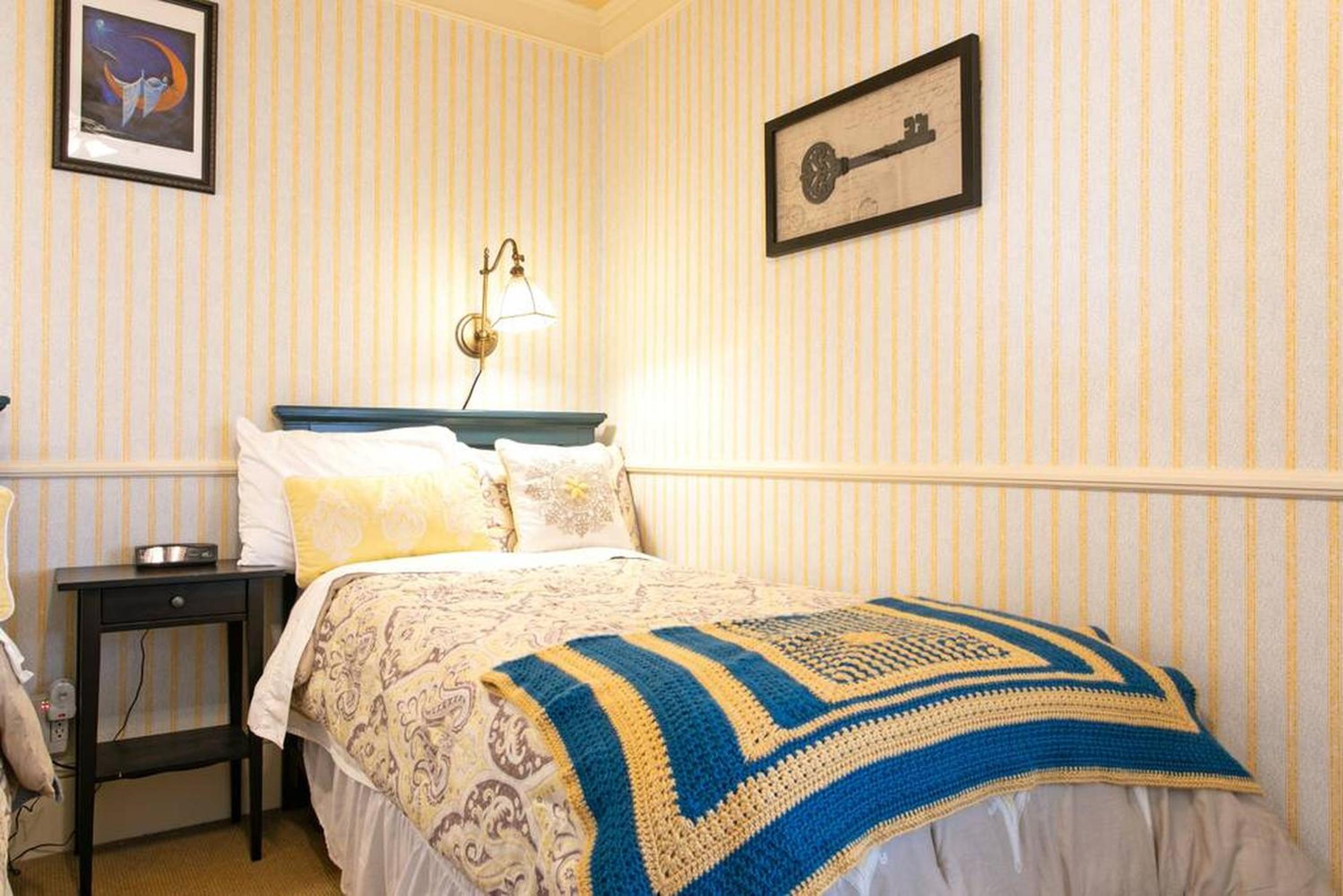 Rose Street Bed & Breakfast