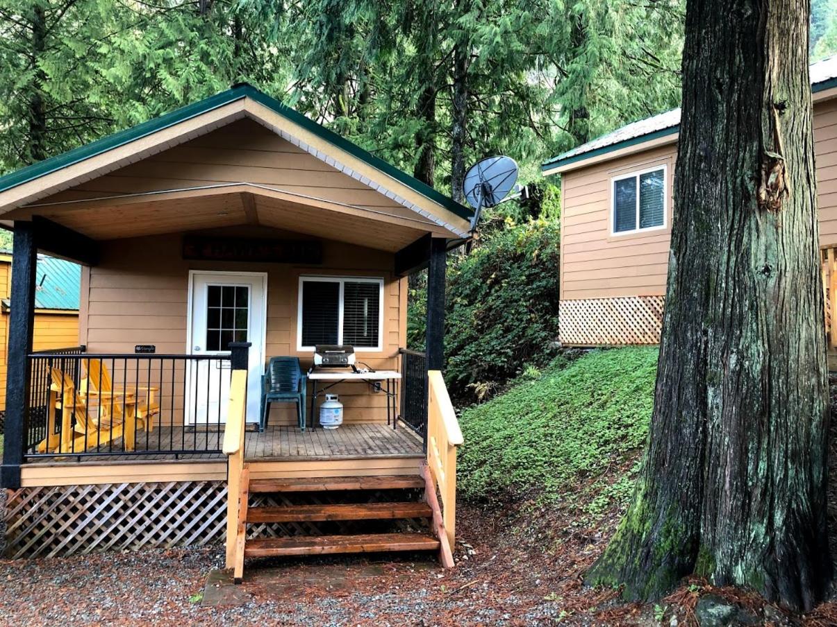 Camperland RV Resort & Cabins view 4