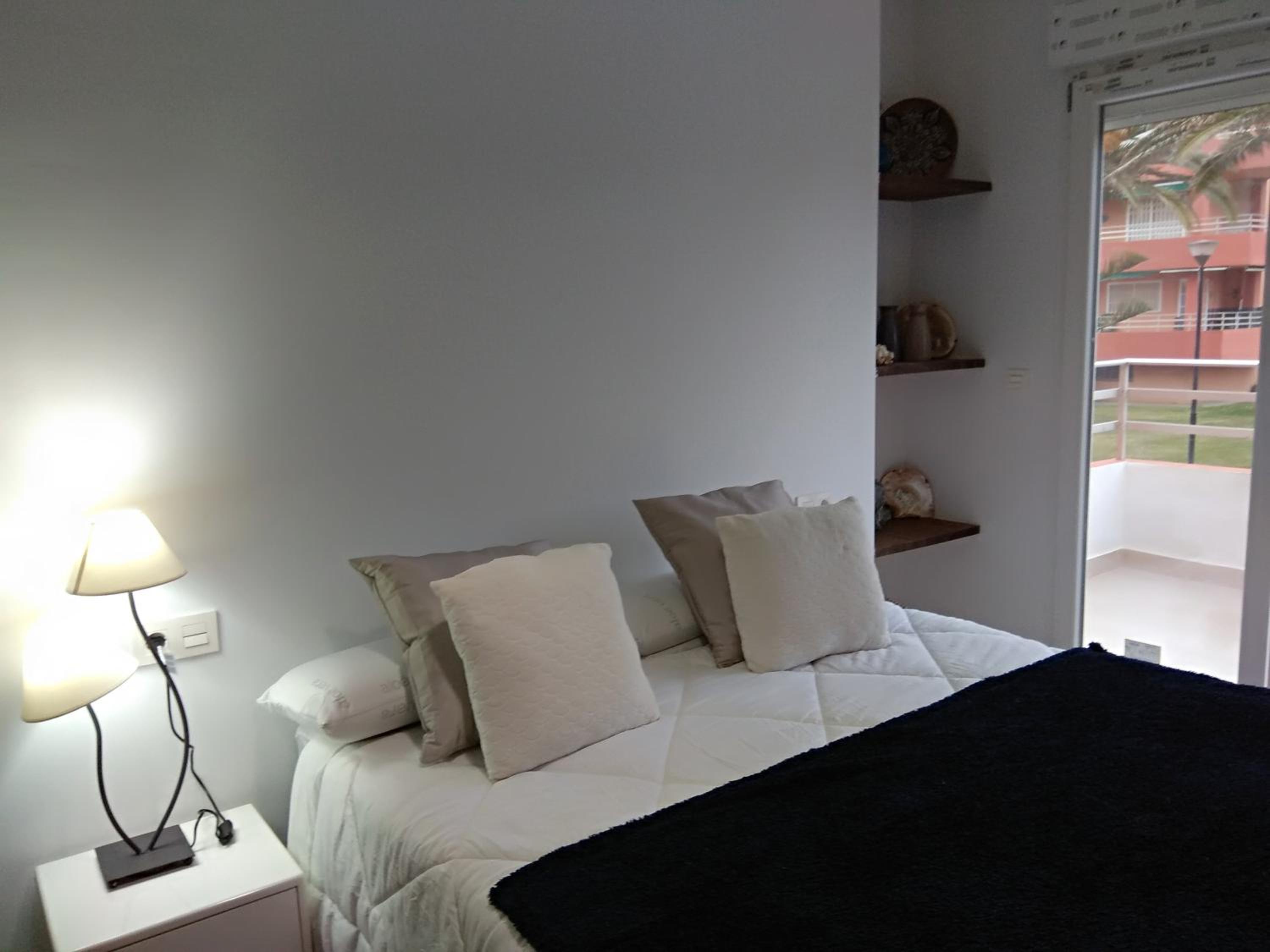Apartamento a 150 metros del Mar, parking y Wifi view 3