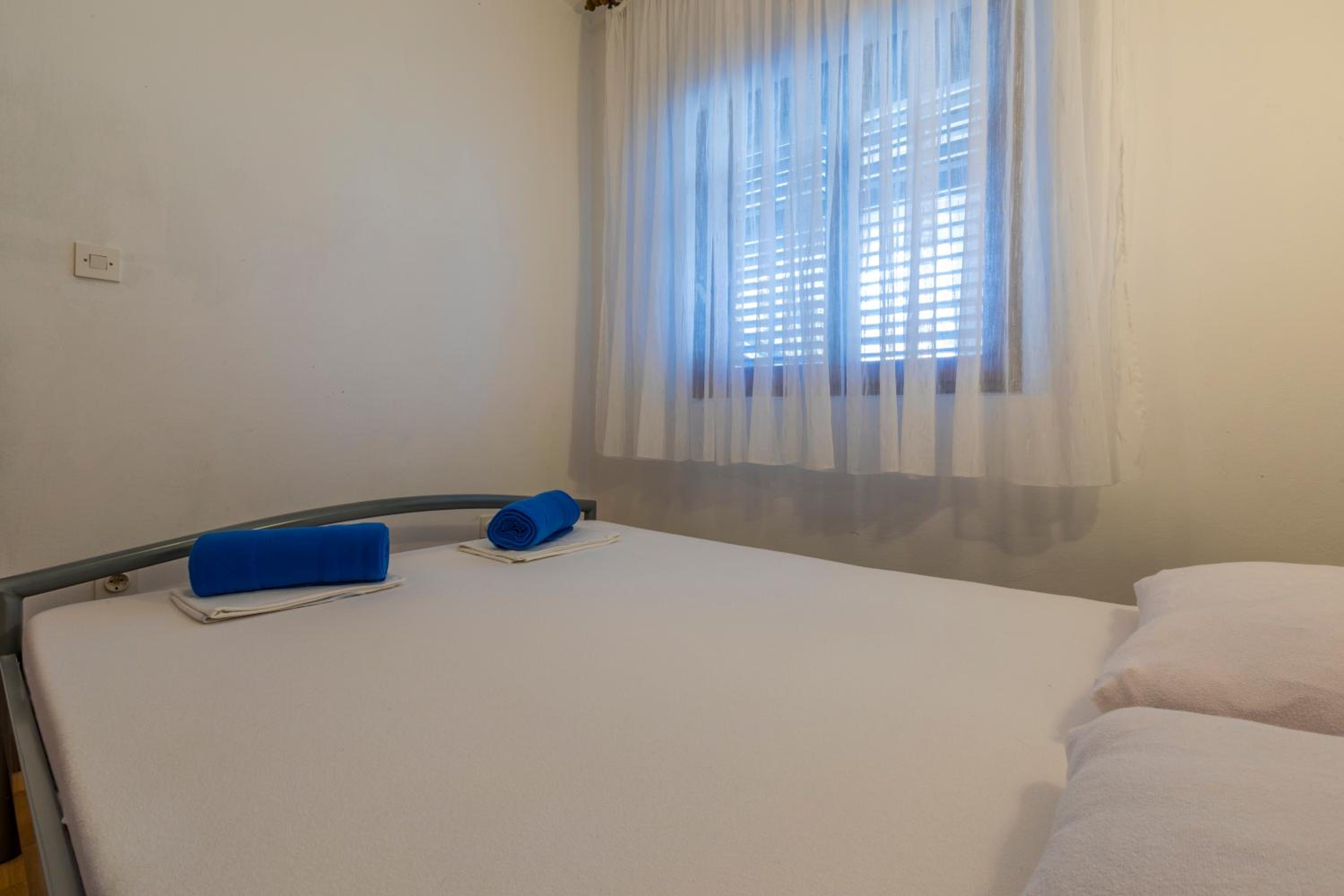 Apartmani Milan view 2