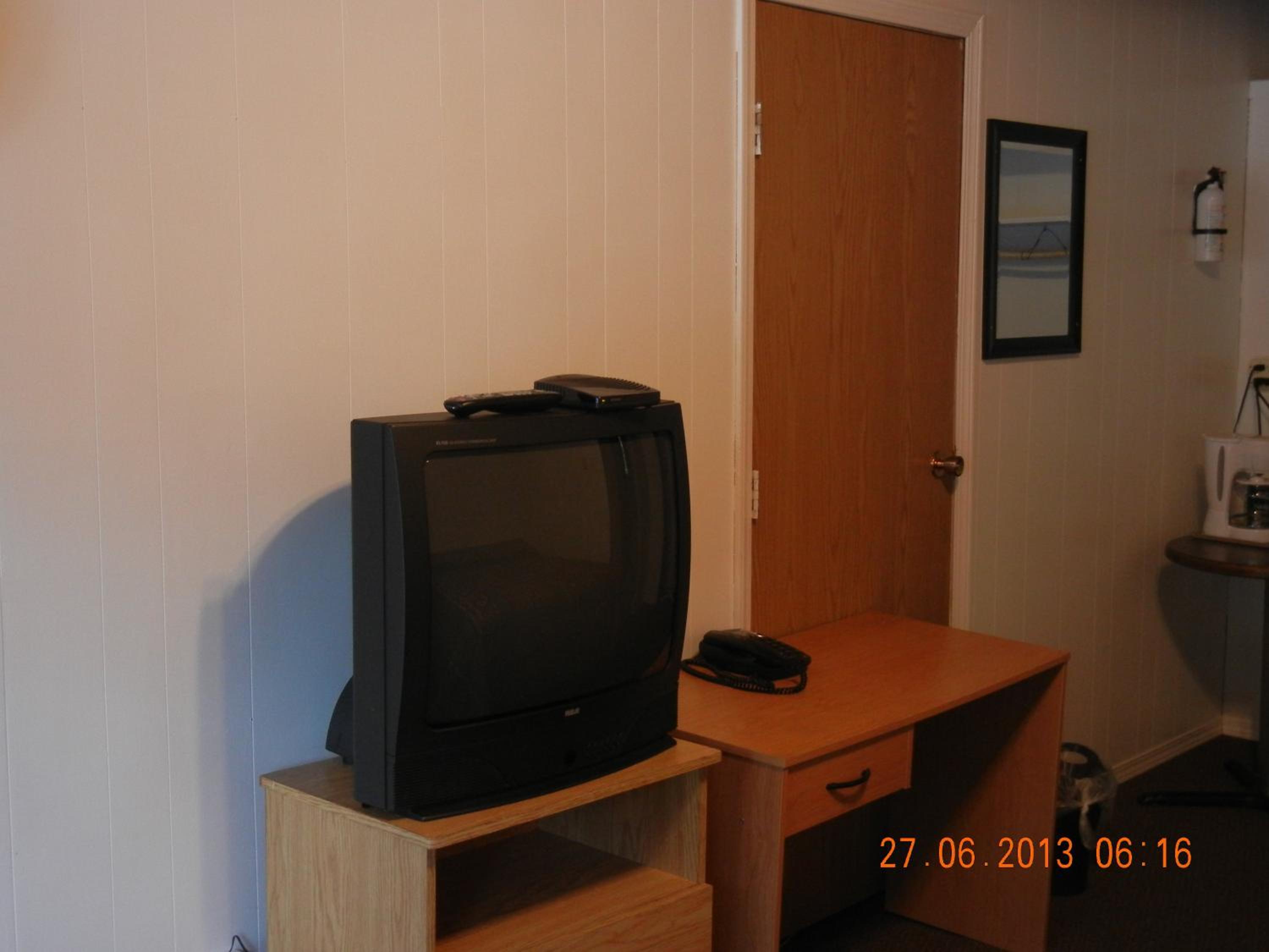 Holiday House Motel