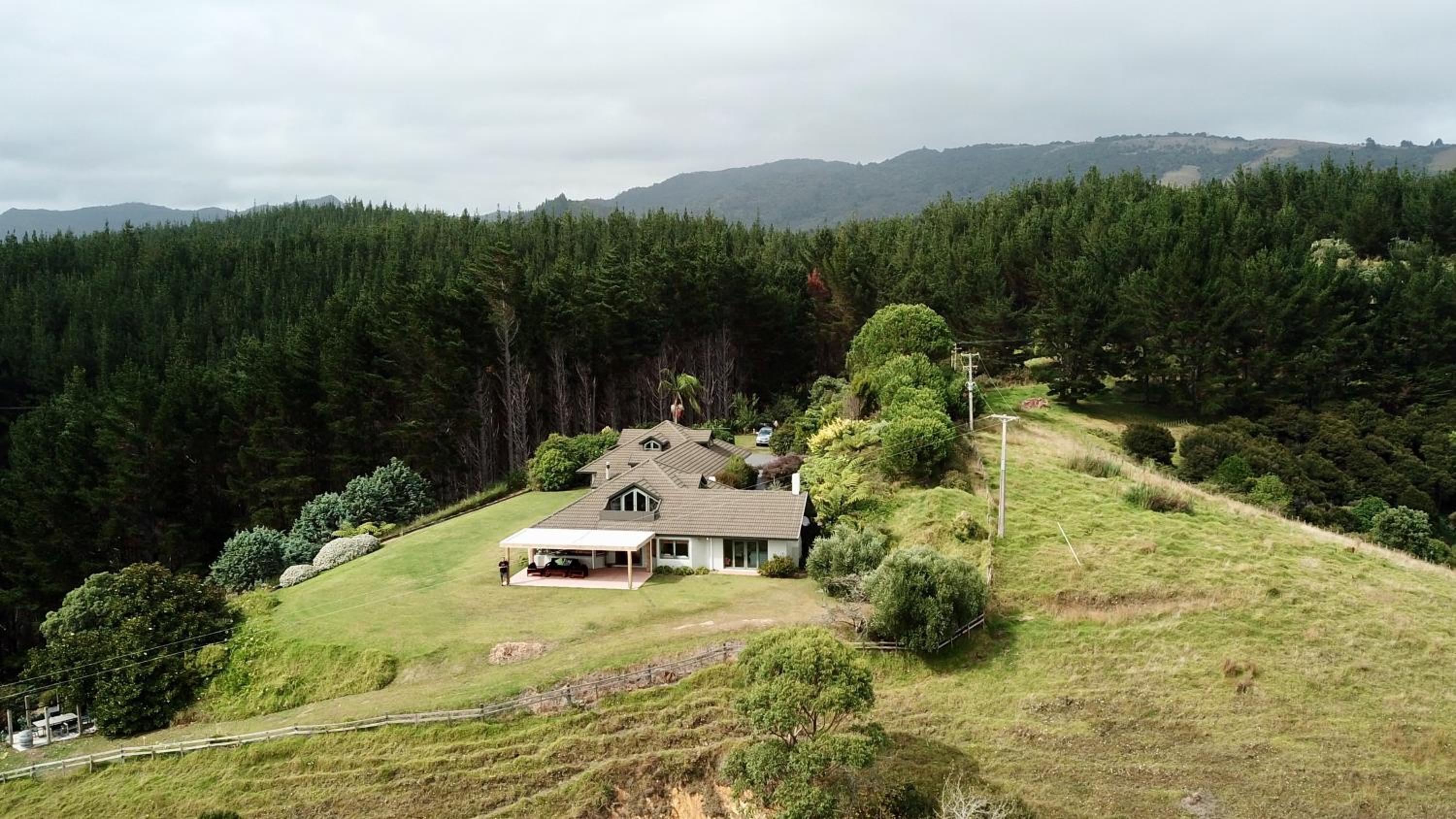 Waiwurrie Coastal Farm Lodge view 5
