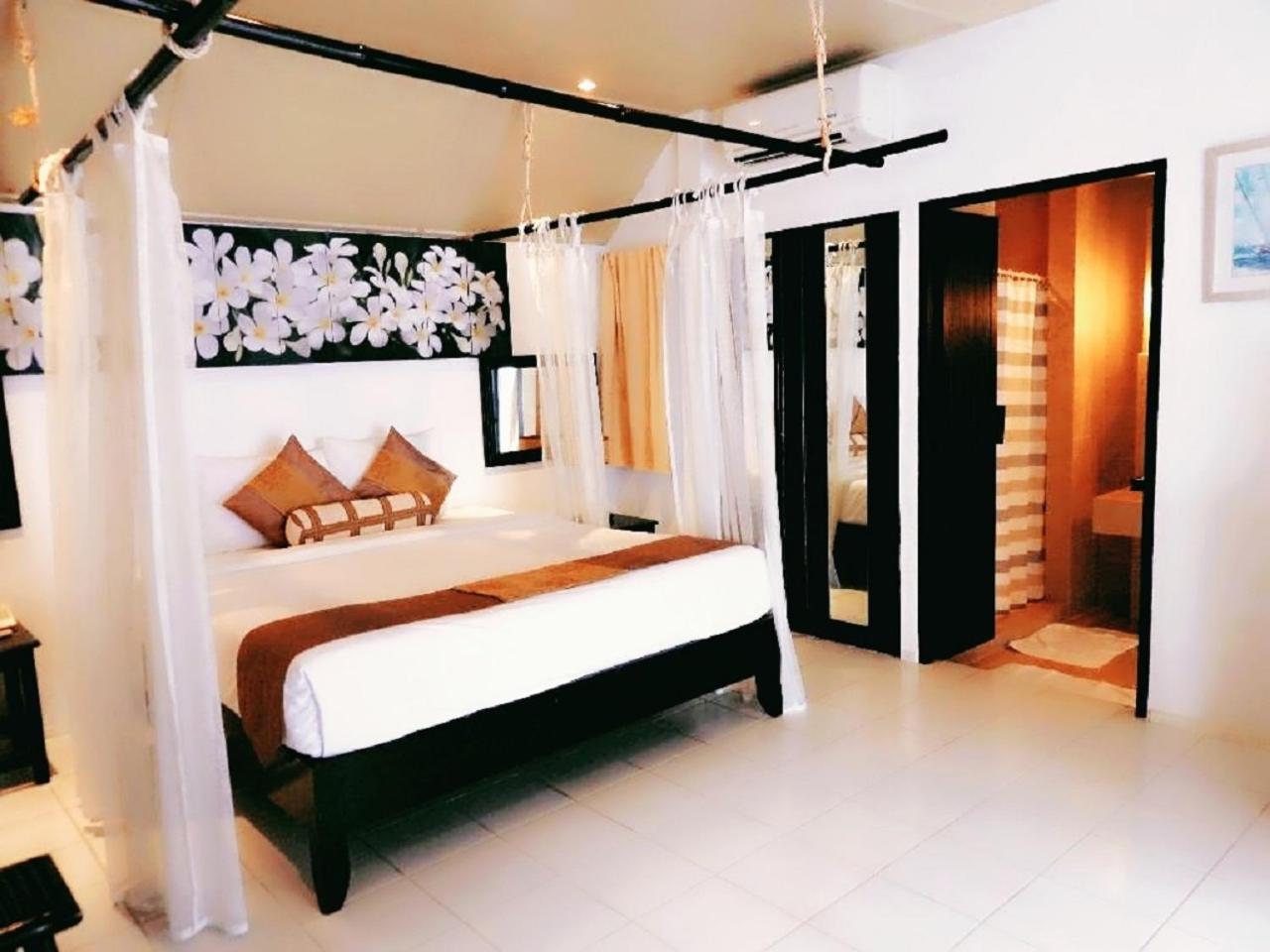 Pran Buri Vacations - Lawana Escape - Property Image 7