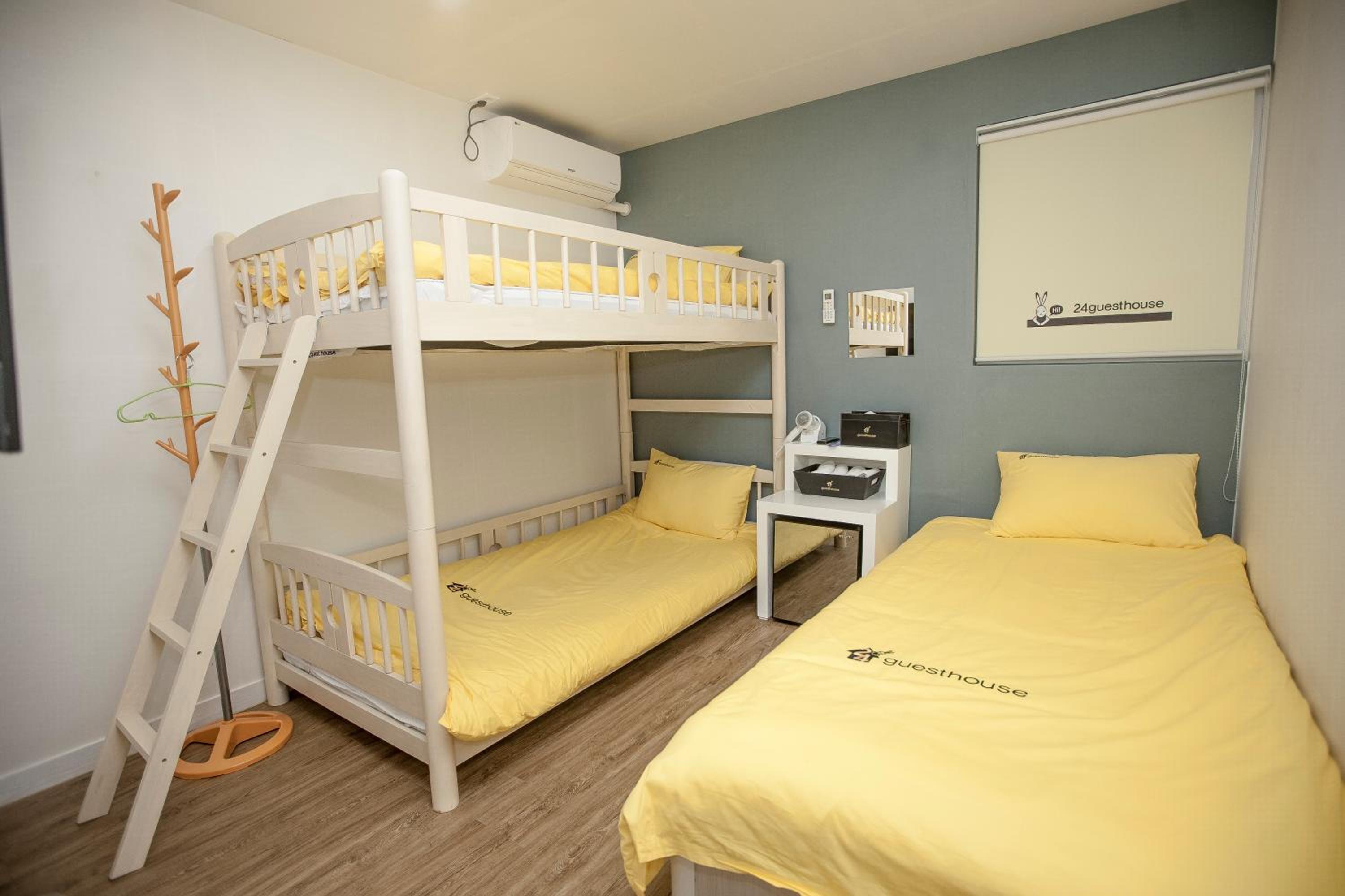 24 Guesthouse Jeonju