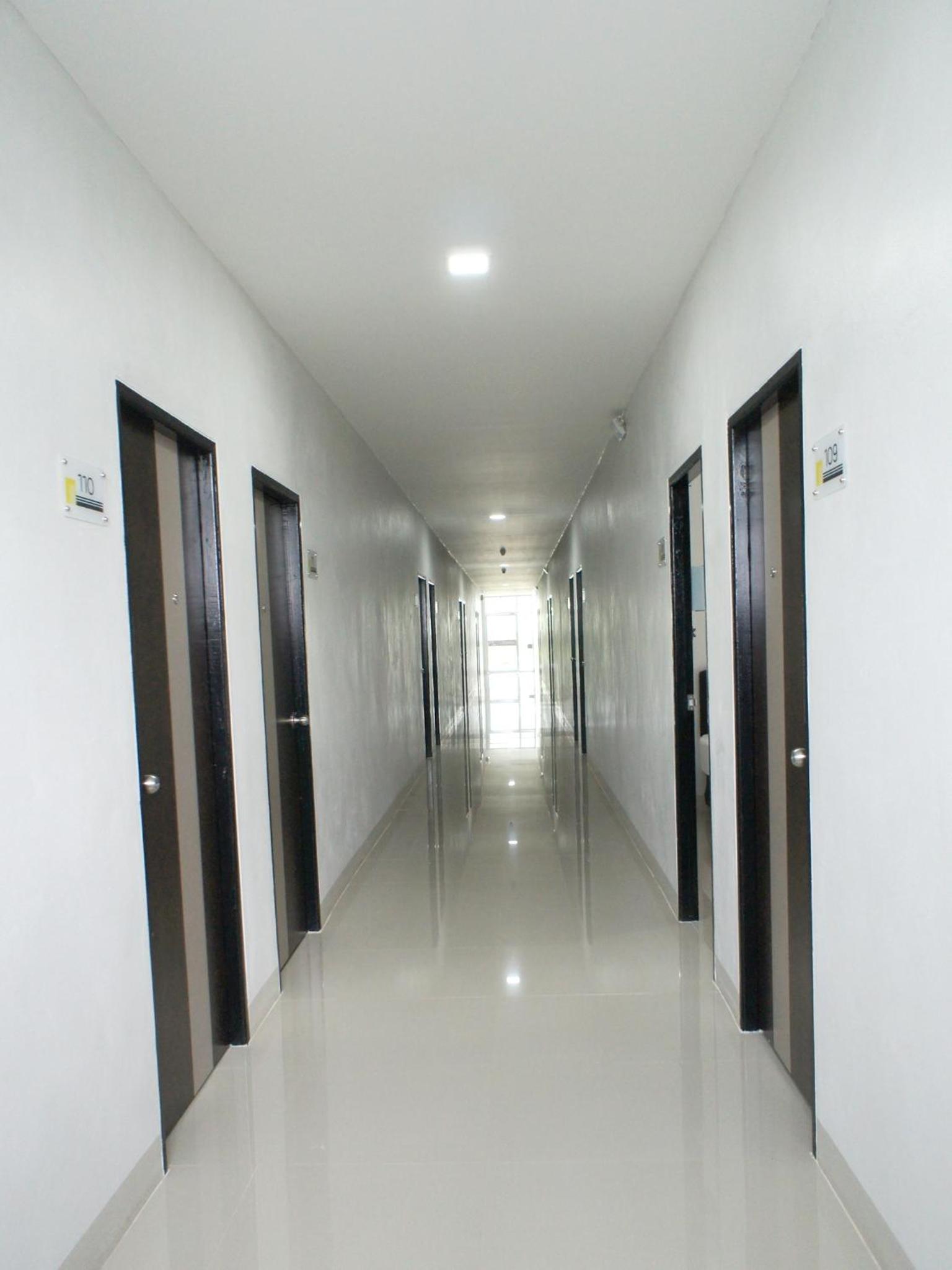 Thanaphat place