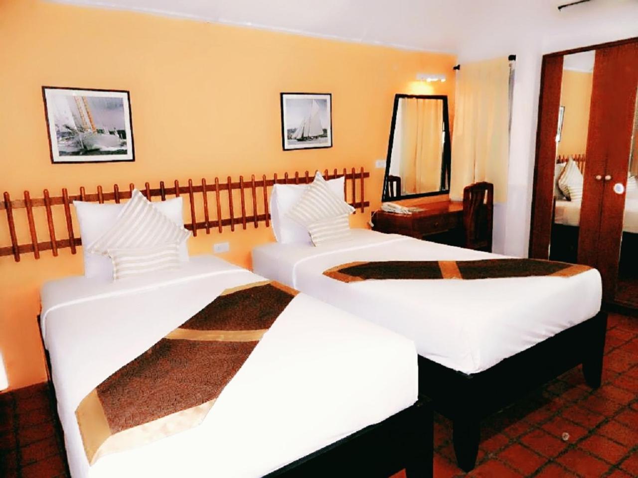 Pran Buri Vacations - Lawana Escape - Property Image 1