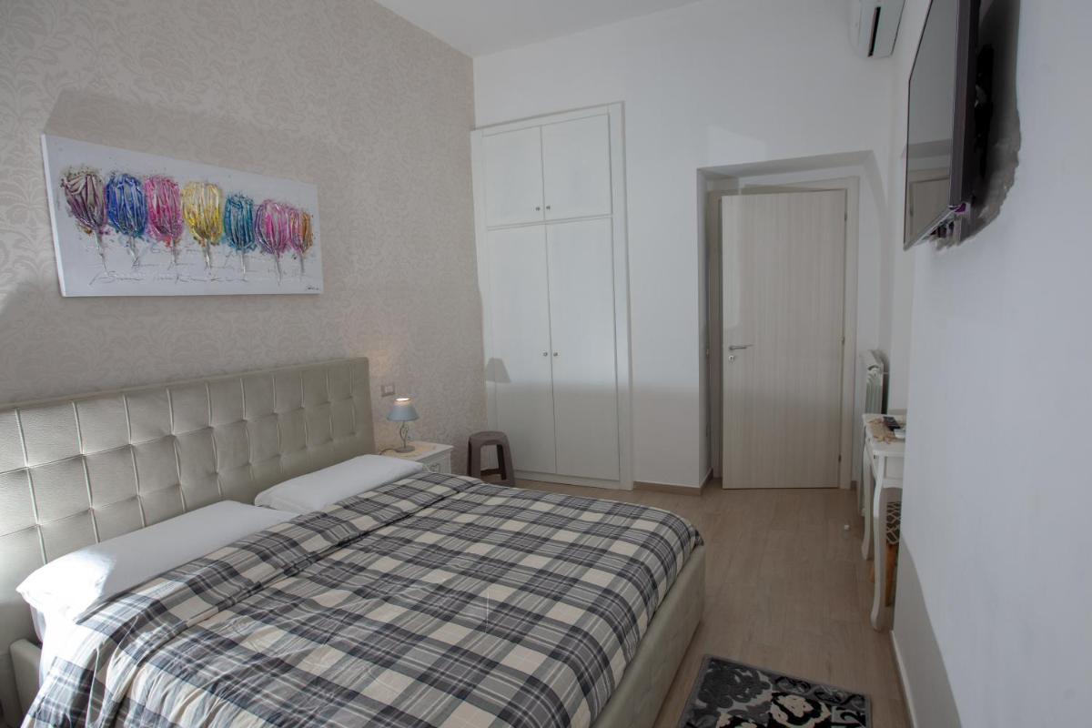 Garibaldi House Apartment