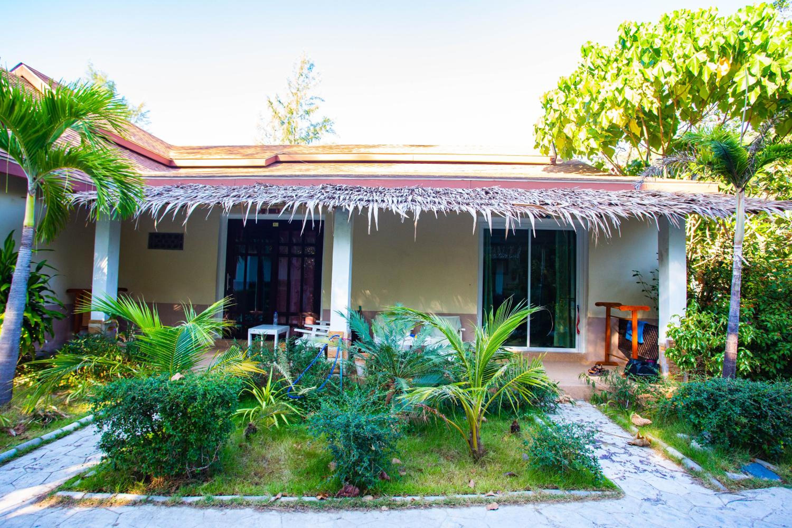 Banana Beach Resort