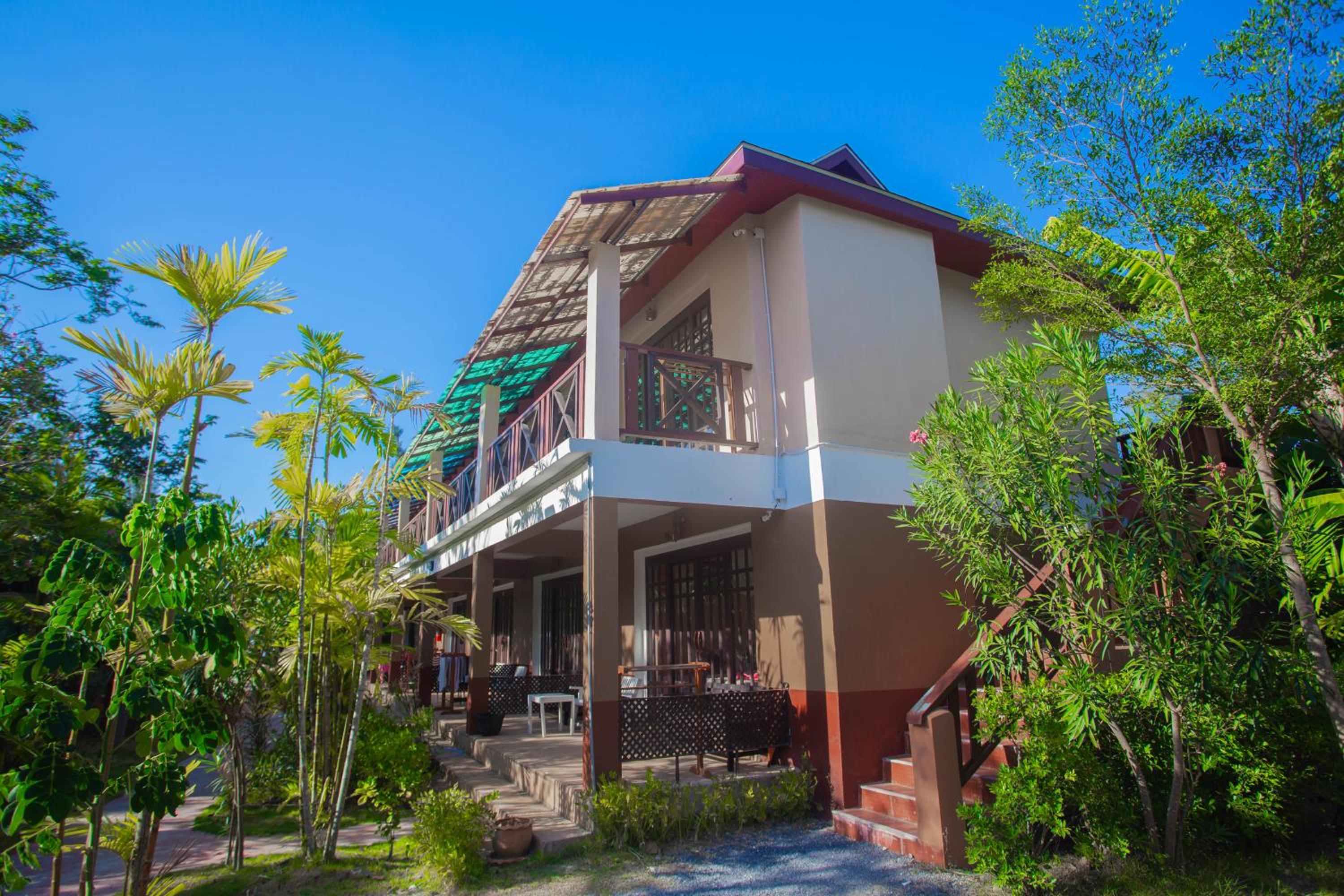 Banana Beach Resort