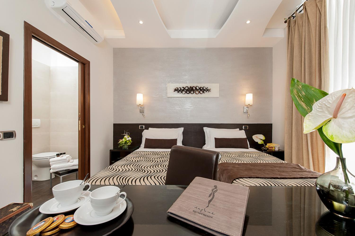 Daphne Suites