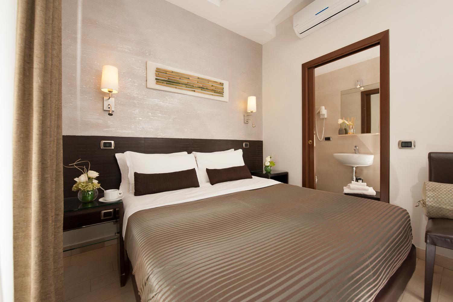 Daphne Suites