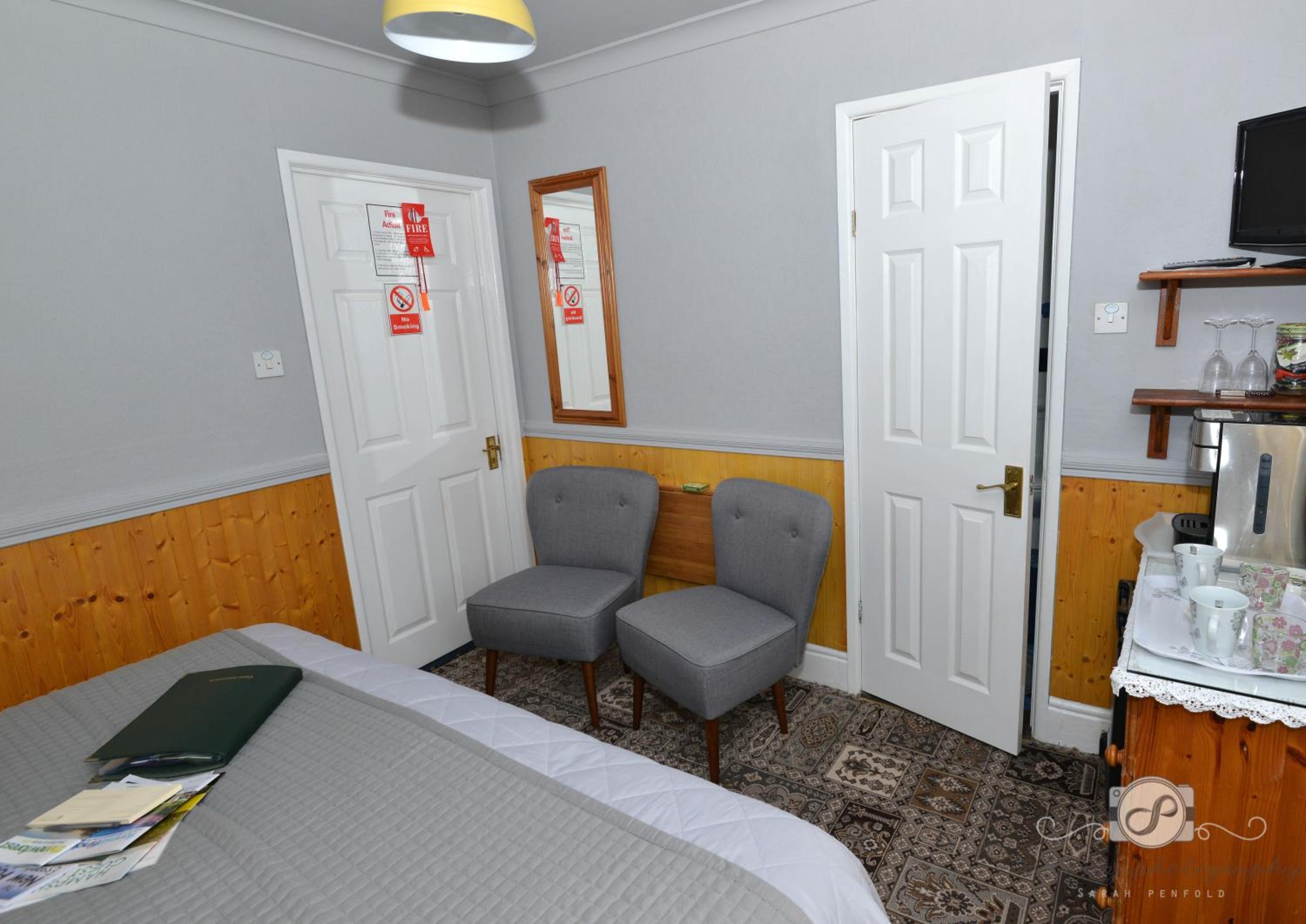 Photo 11