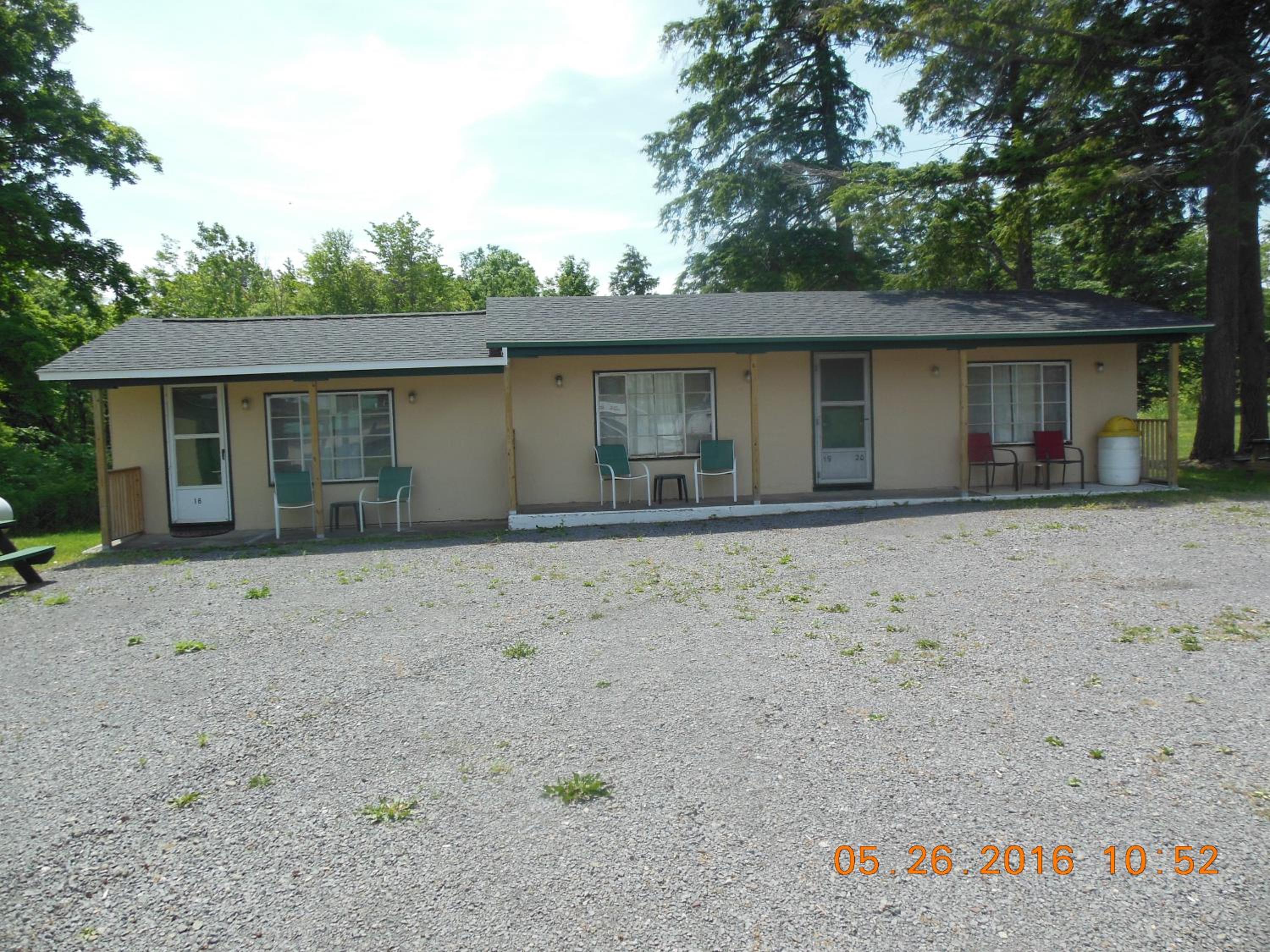 Evergreen Motel