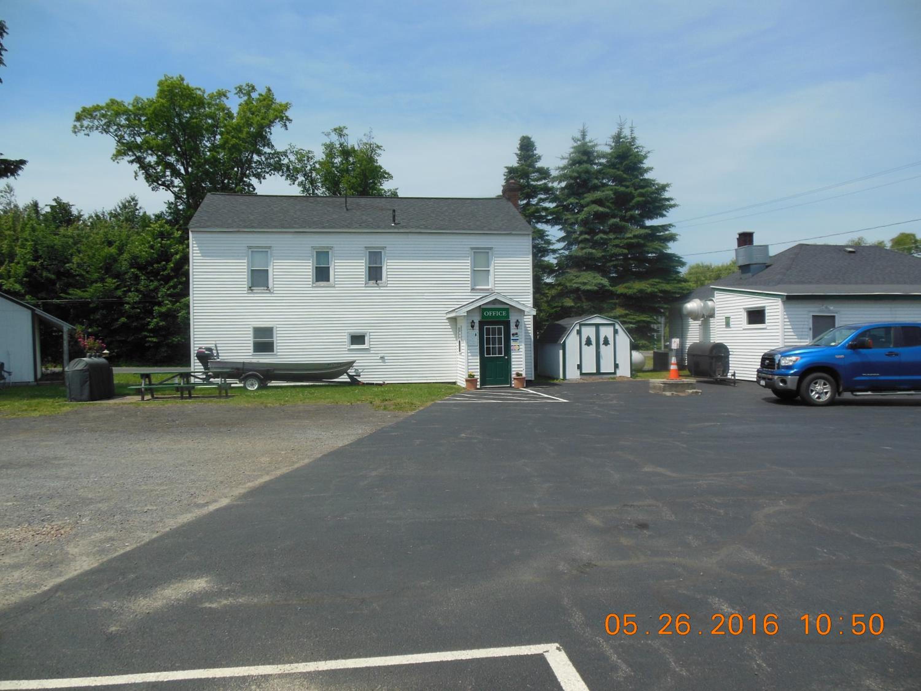 Evergreen Motel