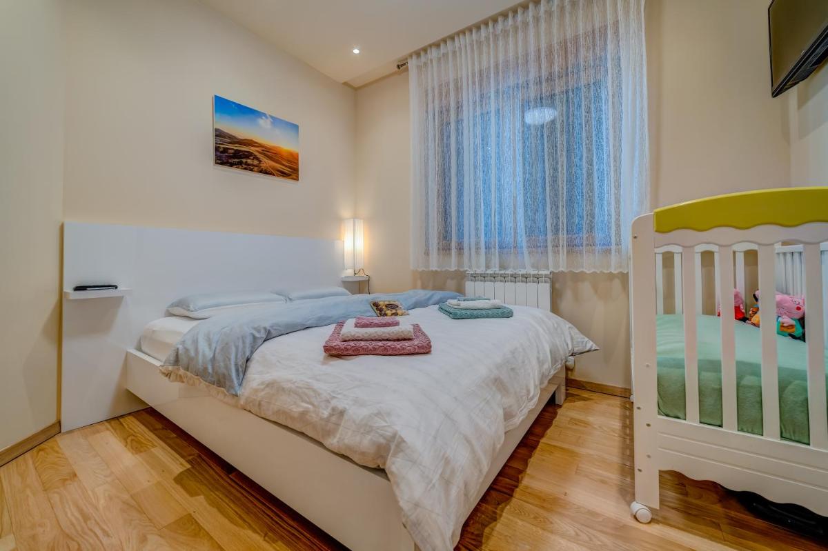 Apartman Gondola SPA view 3