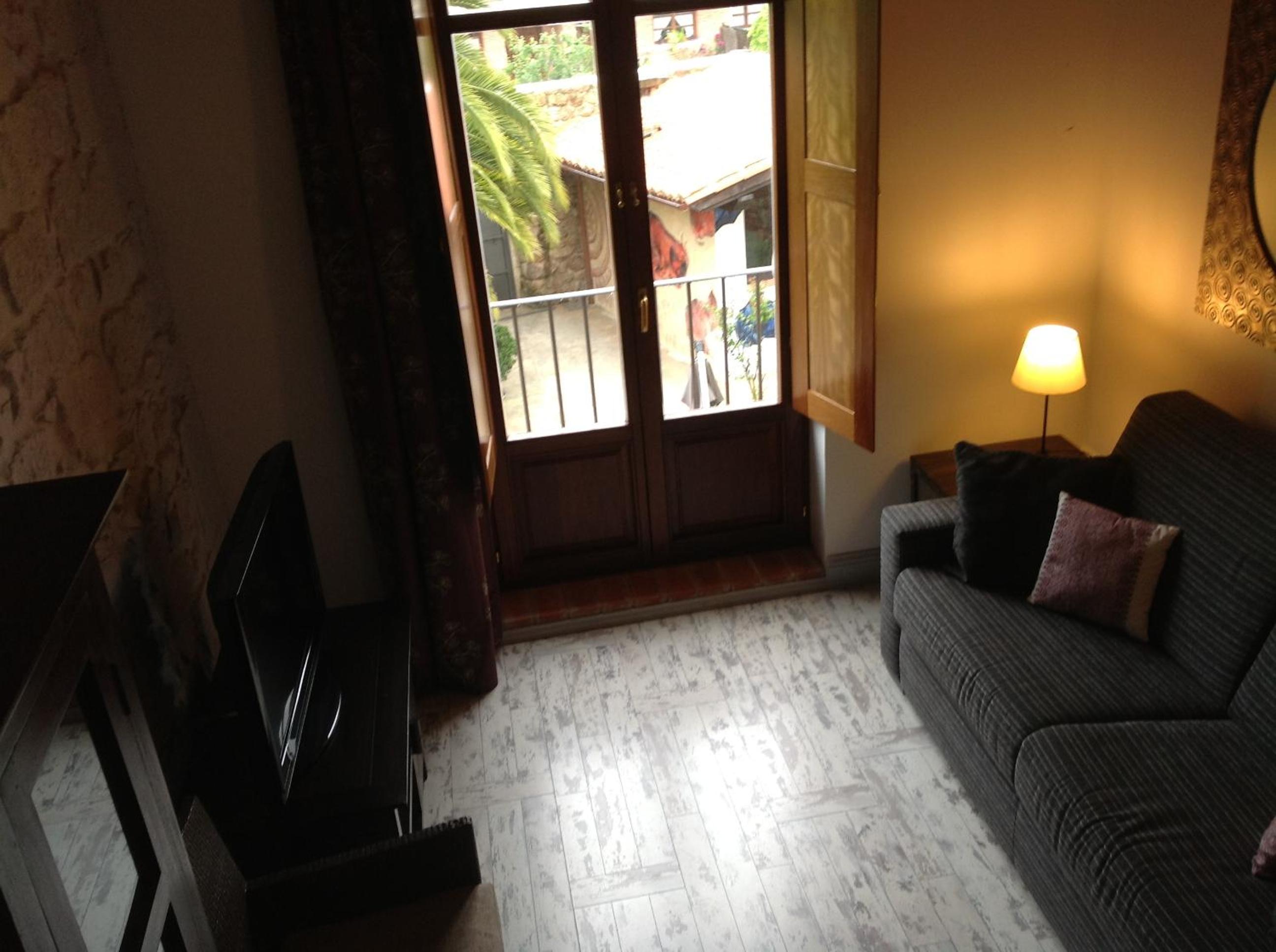 Photo 48