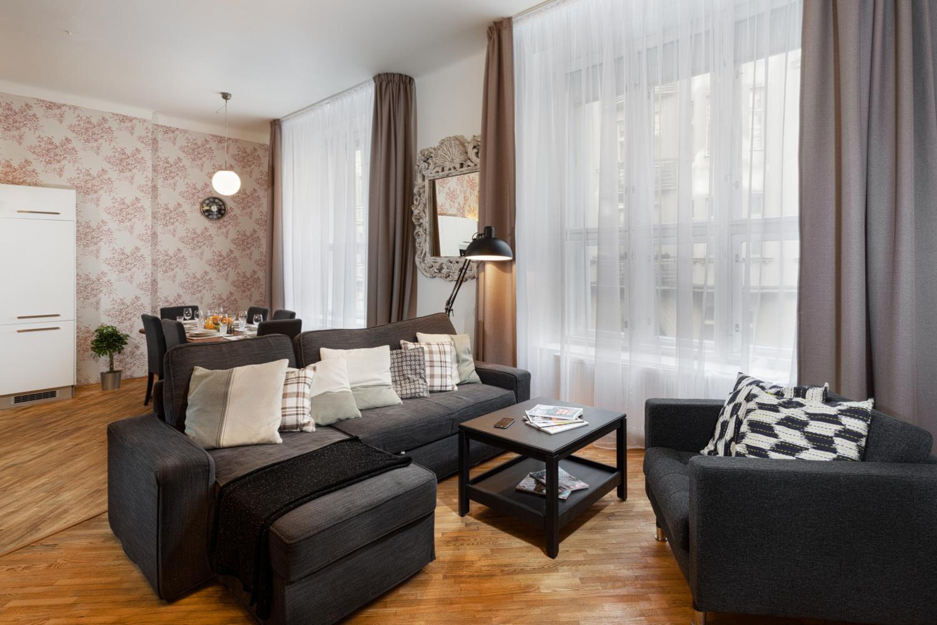 Exclusive Old Town Apartments
