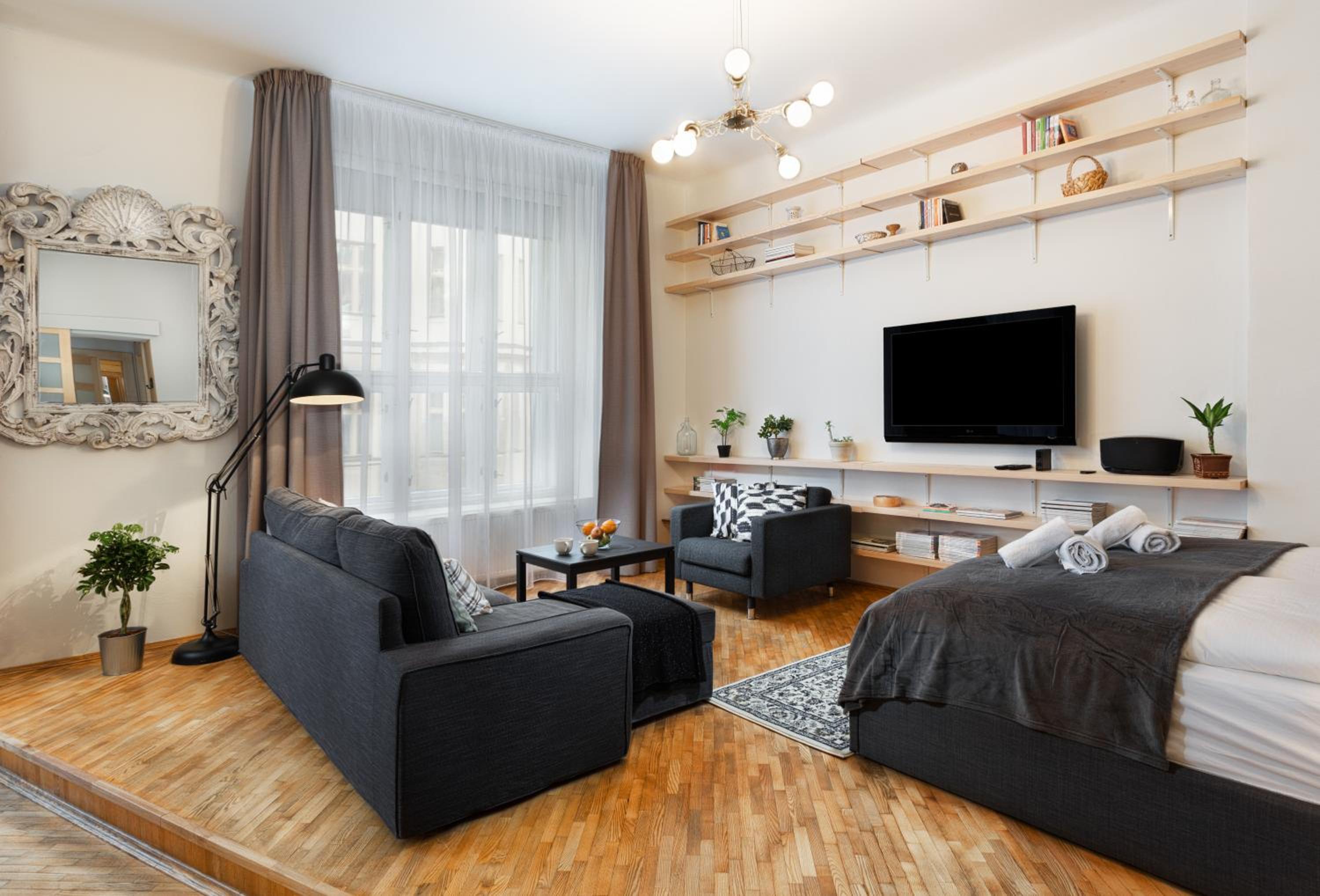 Exclusive Old Town Apartments