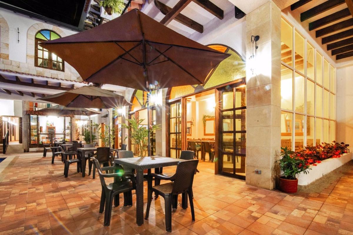 restaurant