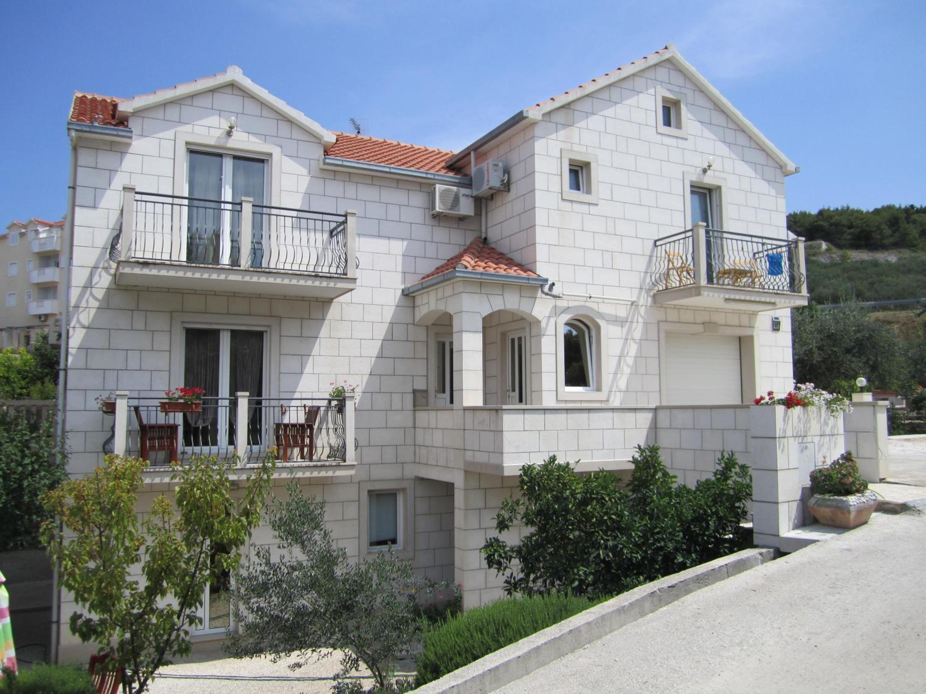 Apartments Nives