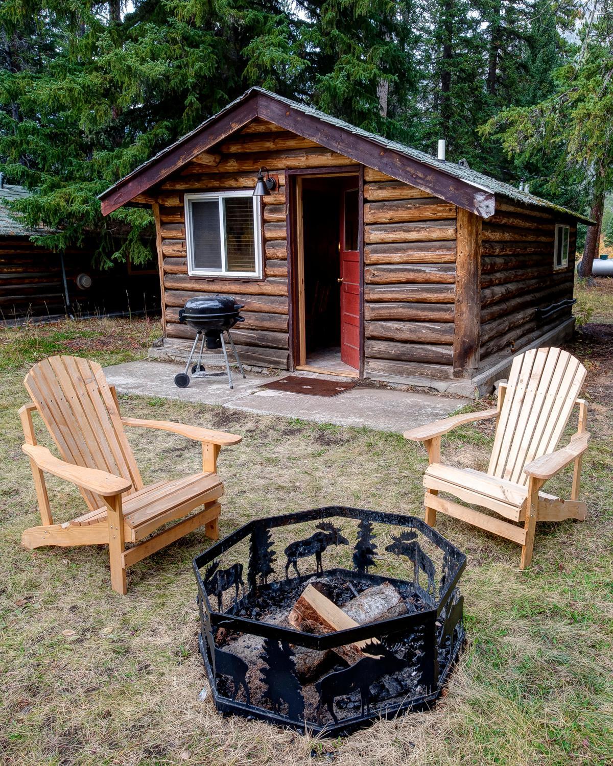Silver Gate Lodging view 5