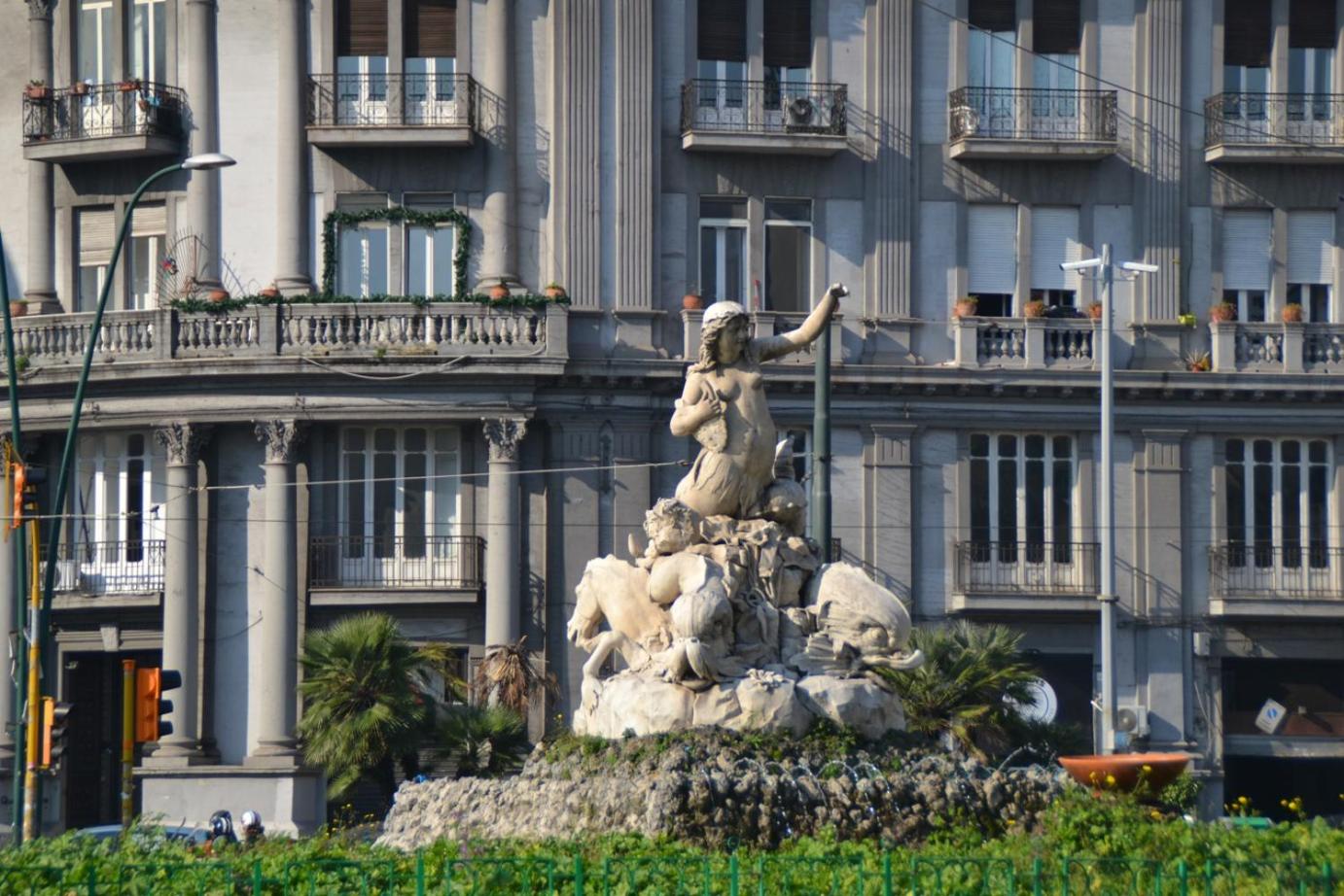 2 passi a Napoli